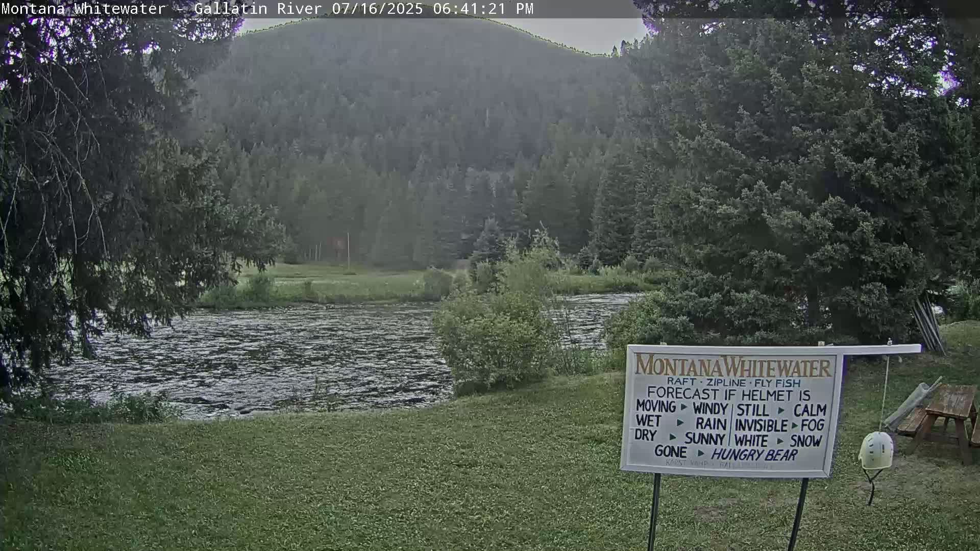 Montana Whitewater Rafting & Zipline in Gallatin River Live Cam - Gallatin Gateaway, Gallatin, Montana, USA