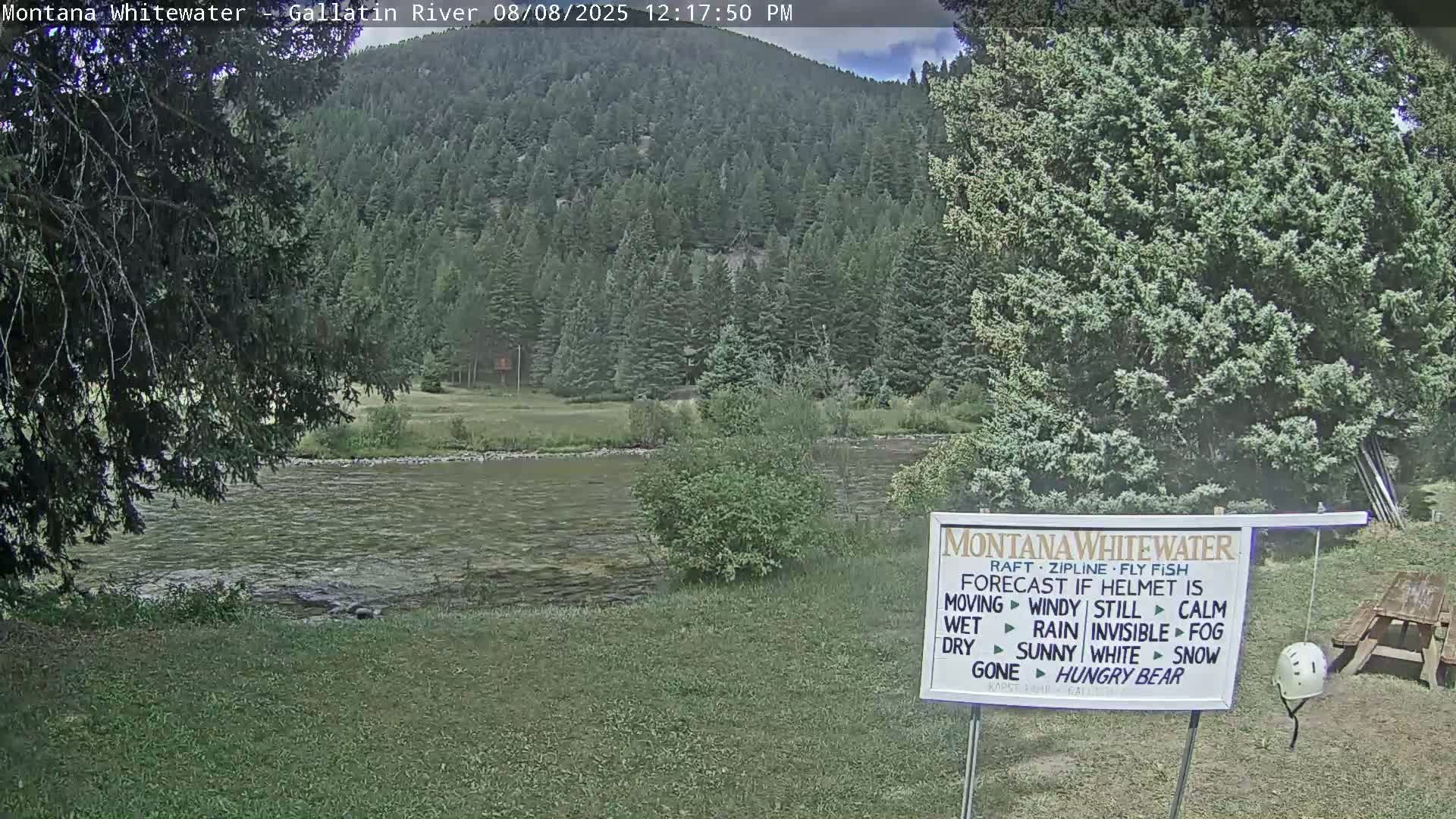 Montana Whitewater Rafting & Zipline in Gallatin River Live Cam - Gallatin Gateaway, Gallatin, Montana, USA