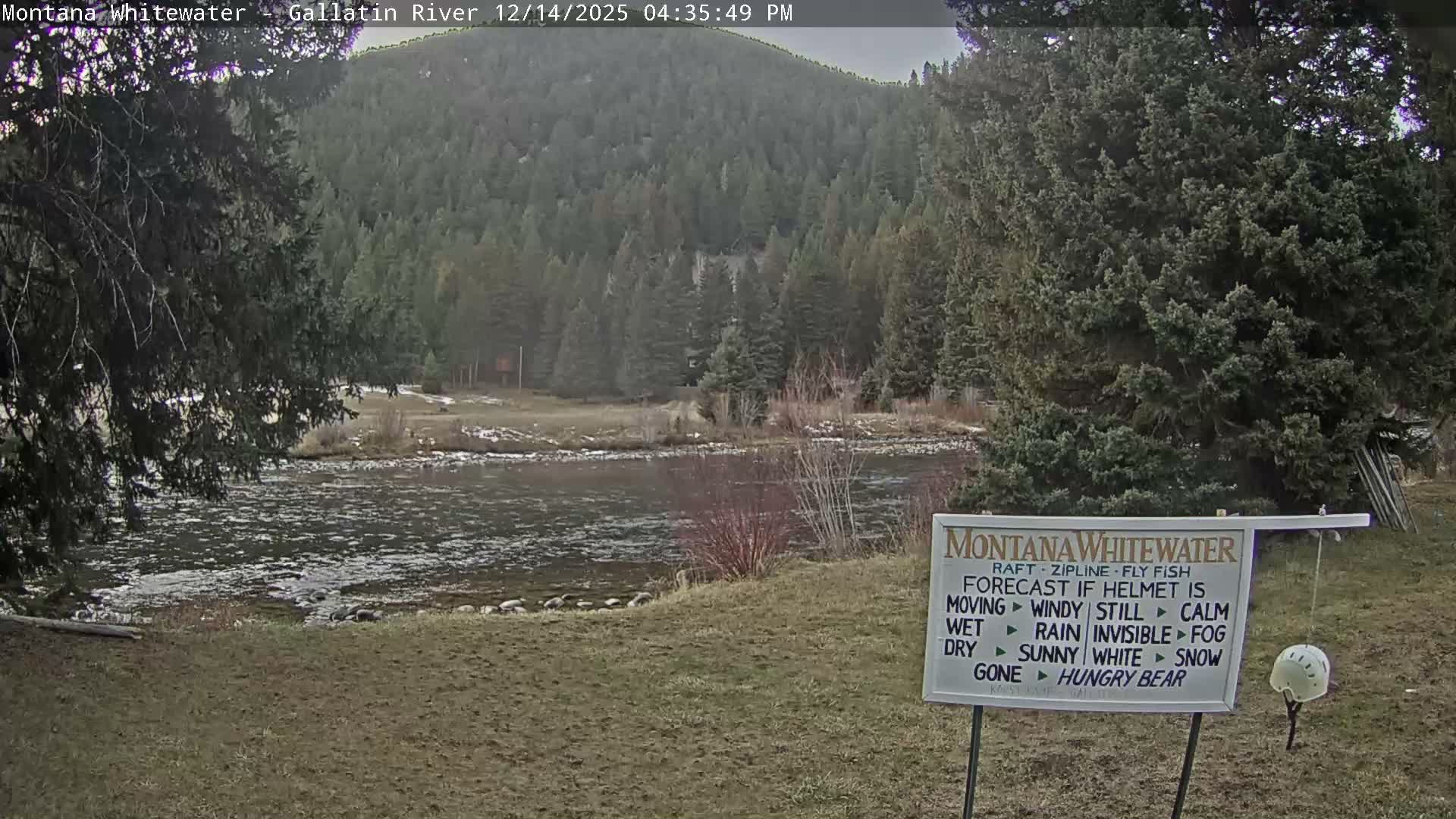 Montana Whitewater Rafting & Zipline in Gallatin River Live Cam - Gallatin Gateaway, Gallatin, Montana, USA