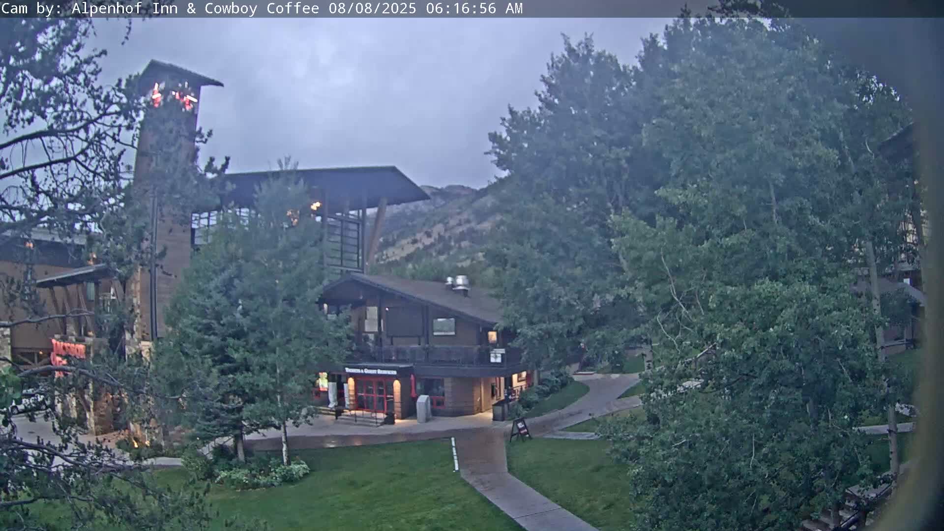  Jackson Hole Mountains &  Teton Ski Village  Live Cam - Teton Village, Teton, Wyoming, USA