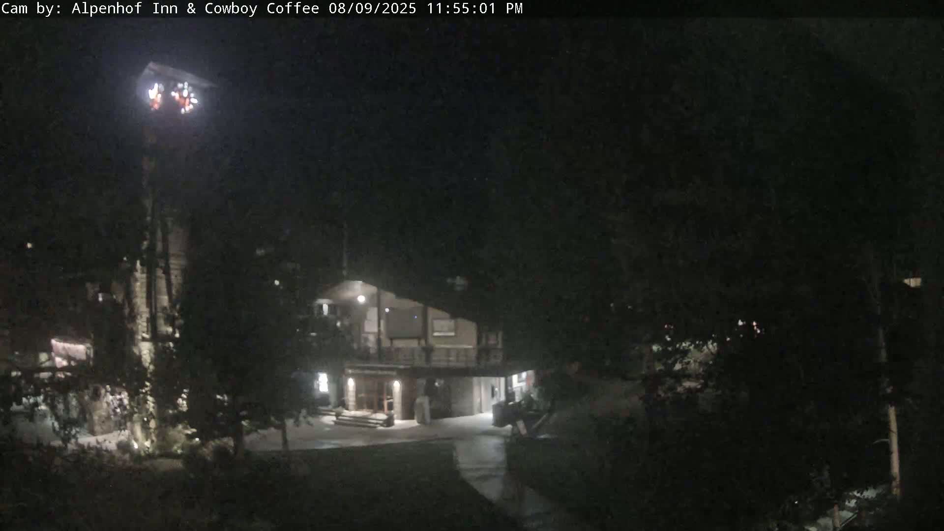  Jackson Hole Mountains &  Teton Ski Village  Live Cam - Teton Village, Teton, Wyoming, USA