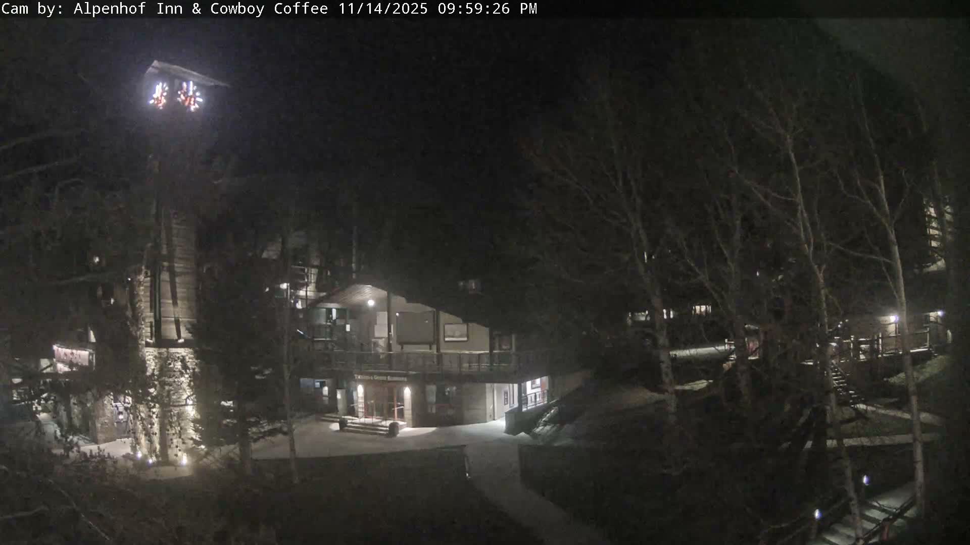  Jackson Hole Mountains &  Teton Ski Village  Live Cam - Teton Village, Teton, Wyoming, USA