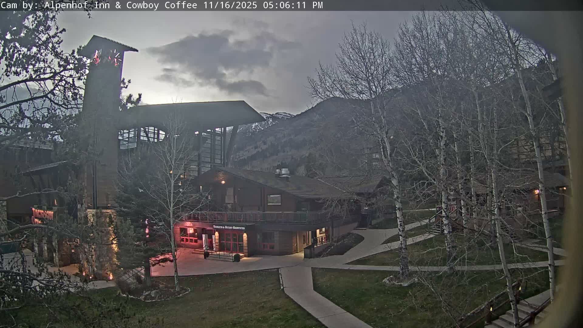  Jackson Hole Mountains &  Teton Ski Village  Live Cam - Teton Village, Teton, Wyoming, USA