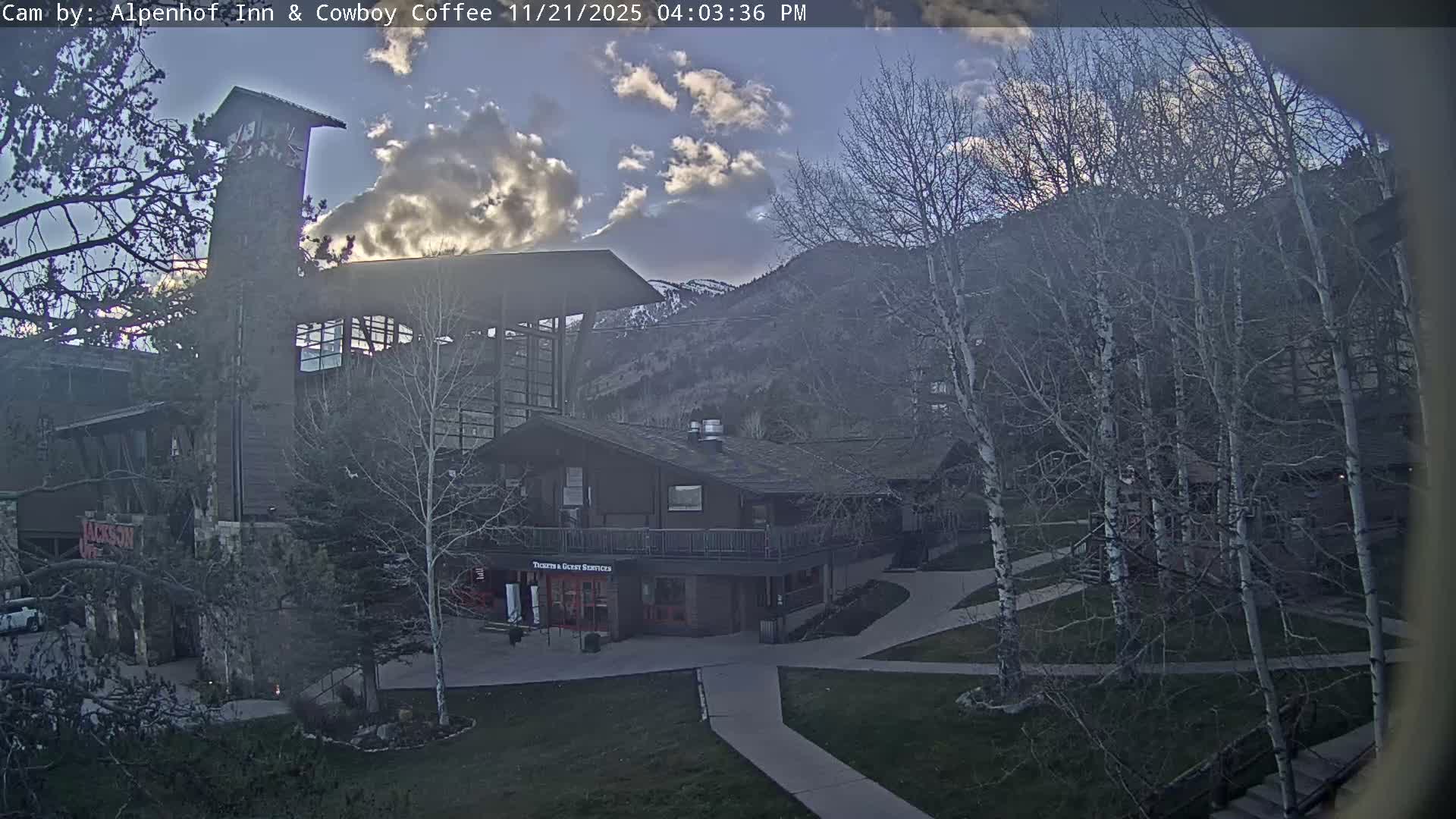  Jackson Hole Mountains &  Teton Ski Village  Live Cam - Teton Village, Teton, Wyoming, USA