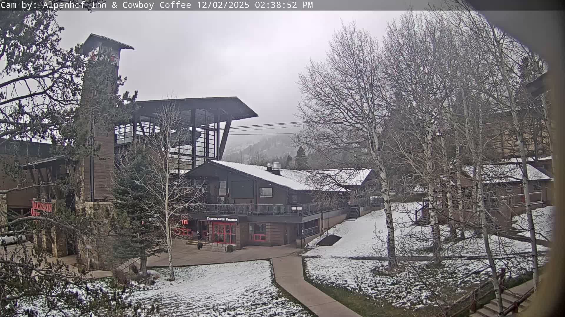  Jackson Hole Mountains &  Teton Ski Village  Live Cam - Teton Village, Teton, Wyoming, USA