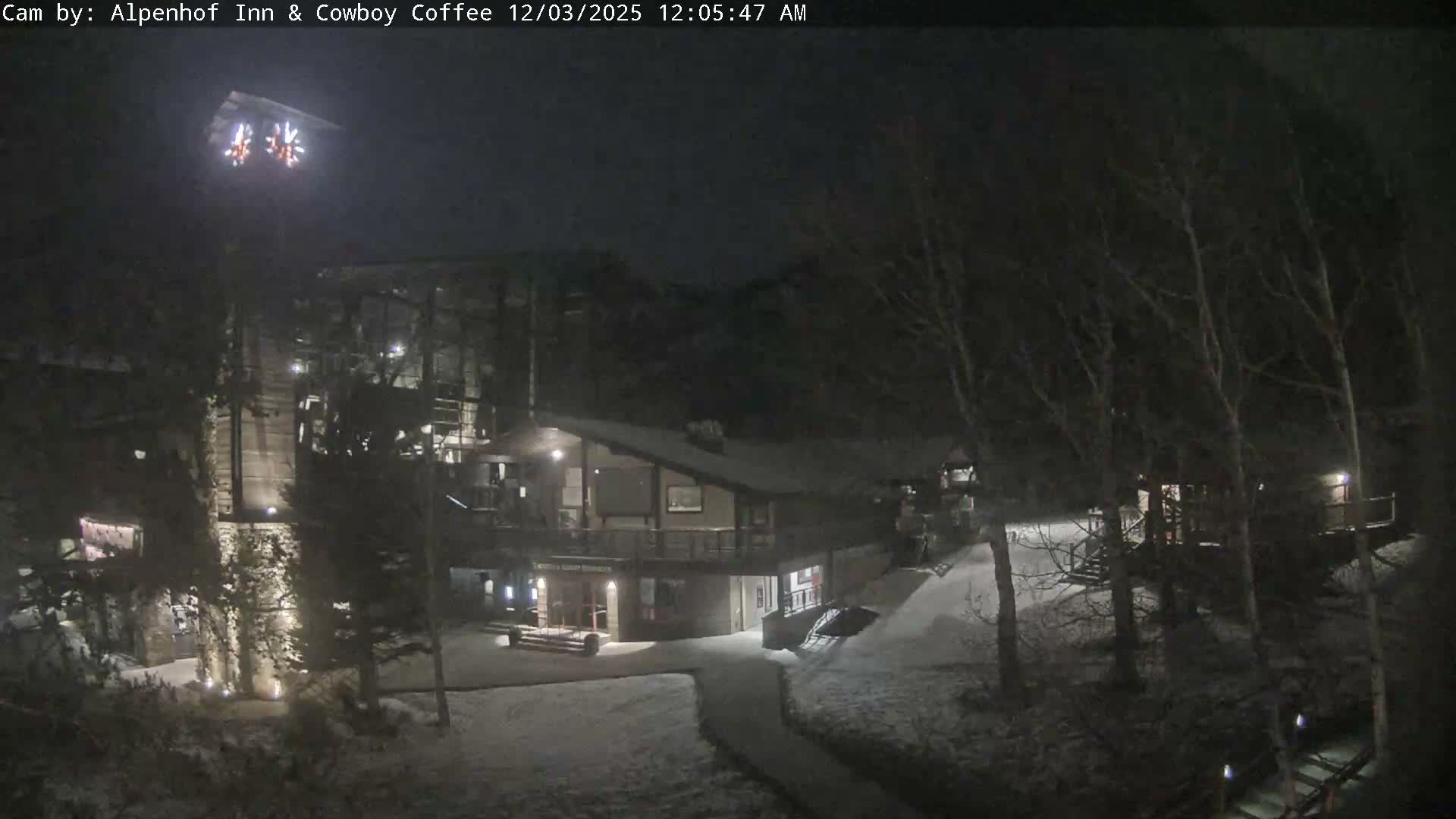  Jackson Hole Mountains &  Teton Ski Village  Live Cam - Teton Village, Teton, Wyoming, USA