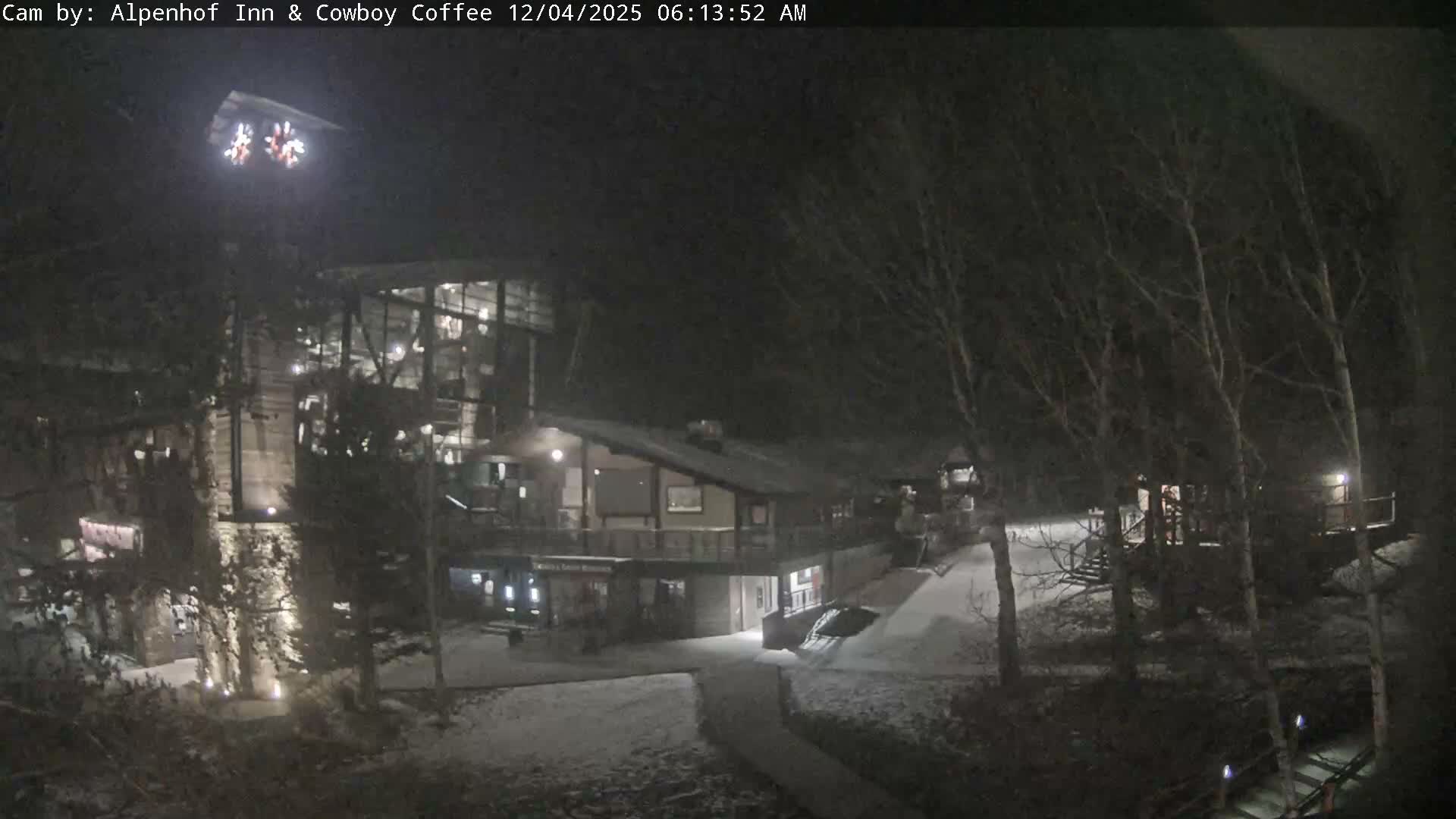  Jackson Hole Mountains &  Teton Ski Village  Live Cam - Teton Village, Teton, Wyoming, USA