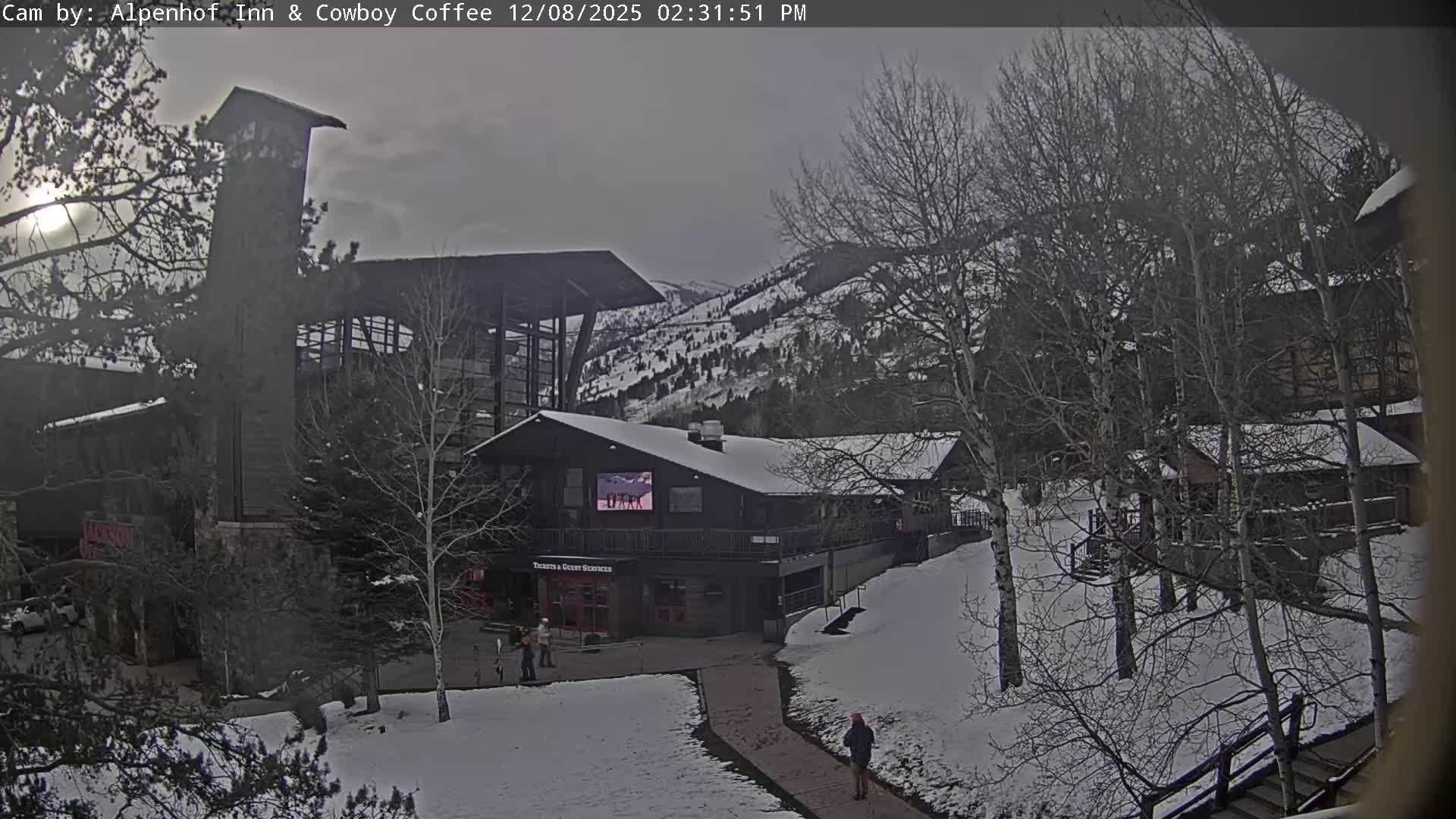  Jackson Hole Mountains &  Teton Ski Village  Live Cam - Teton Village, Teton, Wyoming, USA