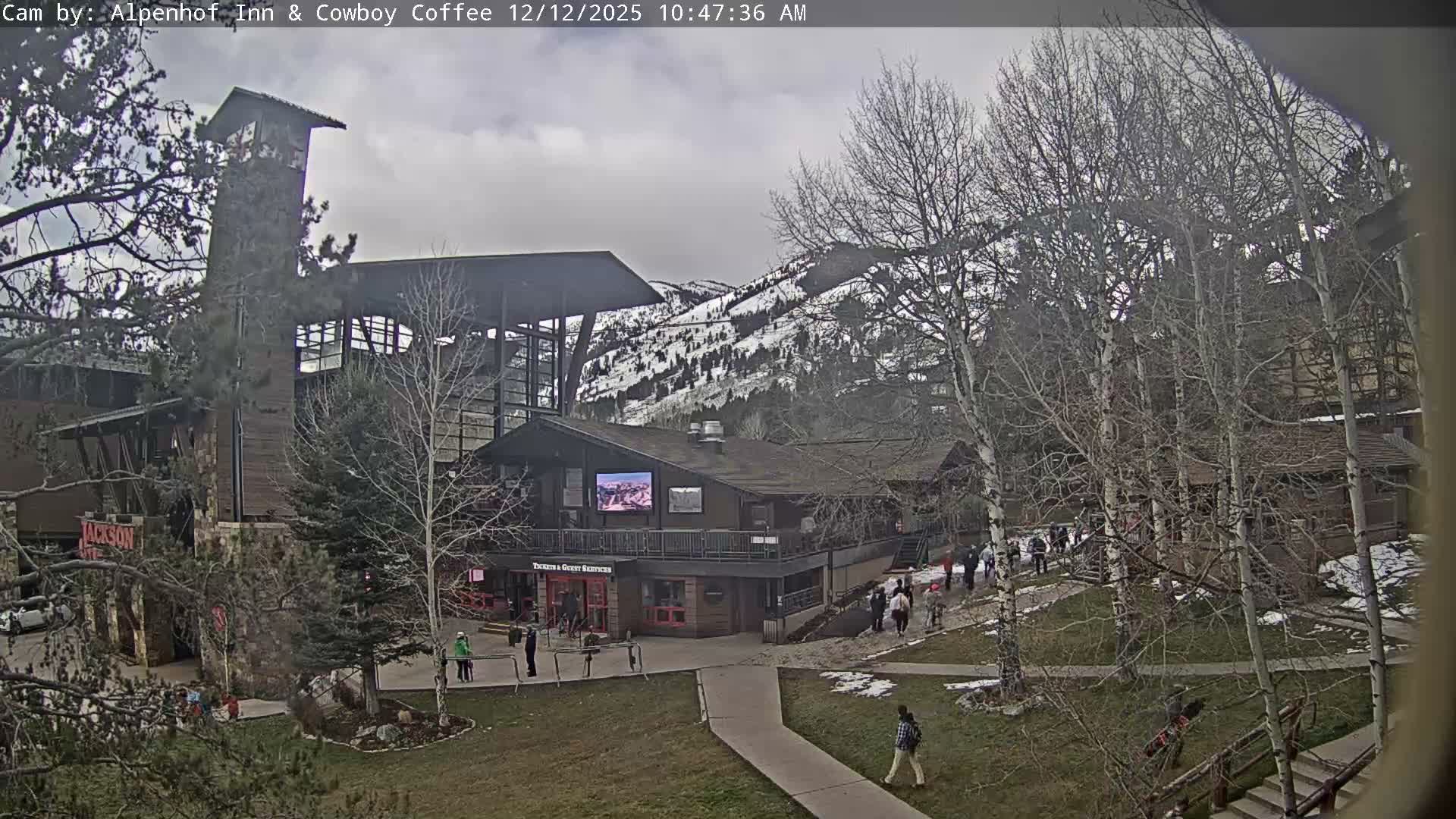  Jackson Hole Mountains &  Teton Ski Village  Live Cam - Teton Village, Teton, Wyoming, USA