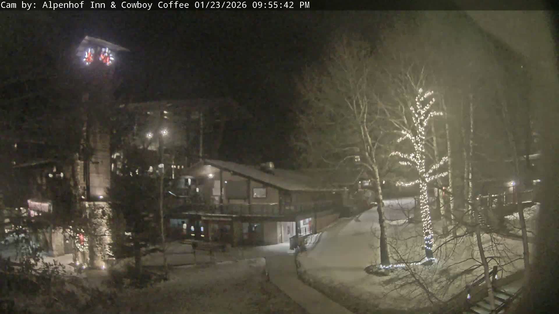  Jackson Hole Mountains &  Teton Ski Village  Live Cam - Teton Village, Teton, Wyoming, USA
