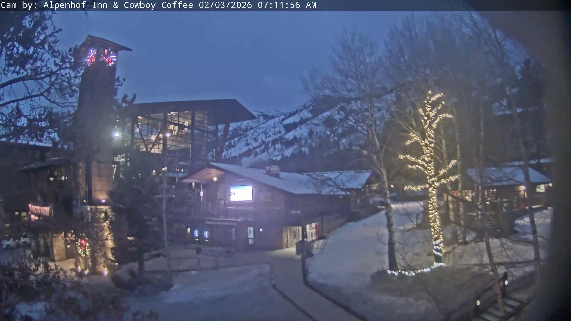  Jackson Hole Mountains &  Teton Ski Village  Live Cam - Teton Village, Teton, Wyoming, USA