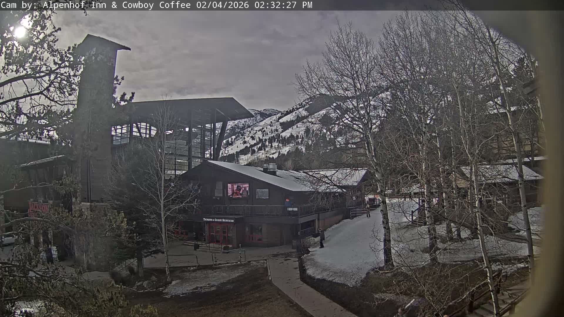  Jackson Hole Mountains &  Teton Ski Village  Live Cam - Teton Village, Teton, Wyoming, USA