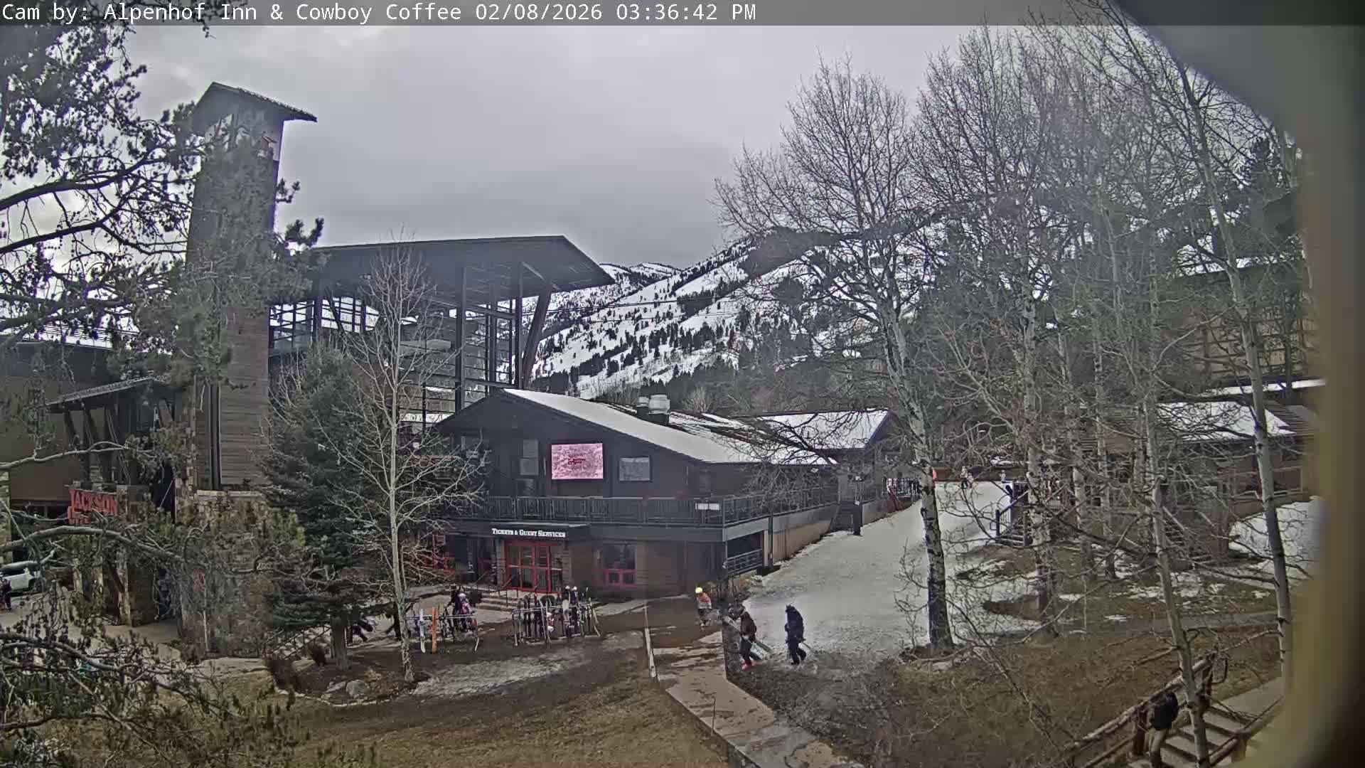 Jackson Hole Mountains &  Teton Ski Village  Live Cam - Teton Village, Teton, Wyoming, USA