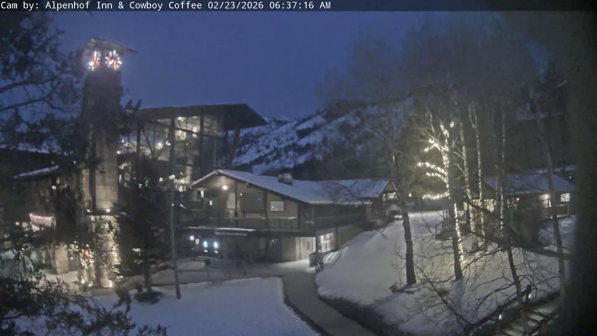  Jackson Hole Mountains &  Teton Ski Village  Live Cam - Teton Village, Teton, Wyoming, USA