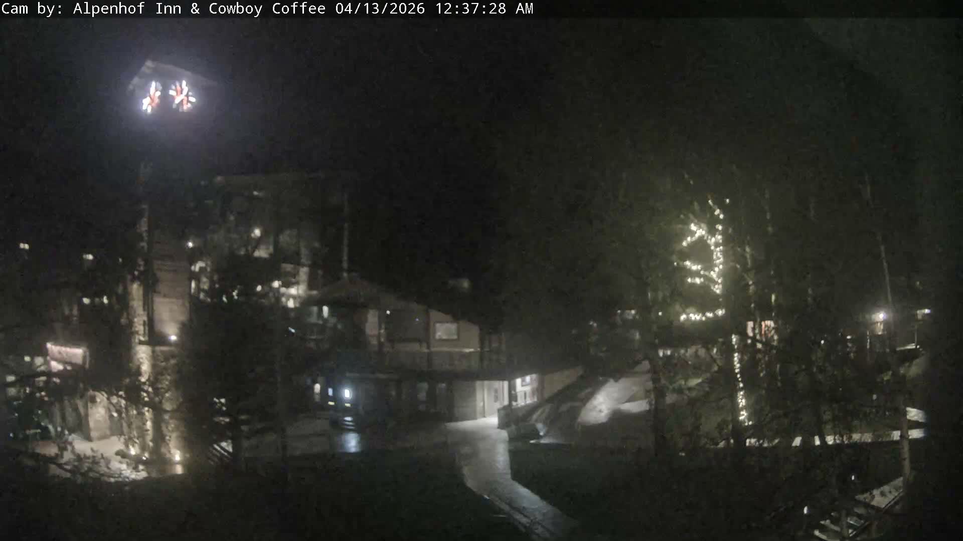  Jackson Hole Mountains &  Teton Ski Village  Live Cam - Teton Village, Teton, Wyoming, USA