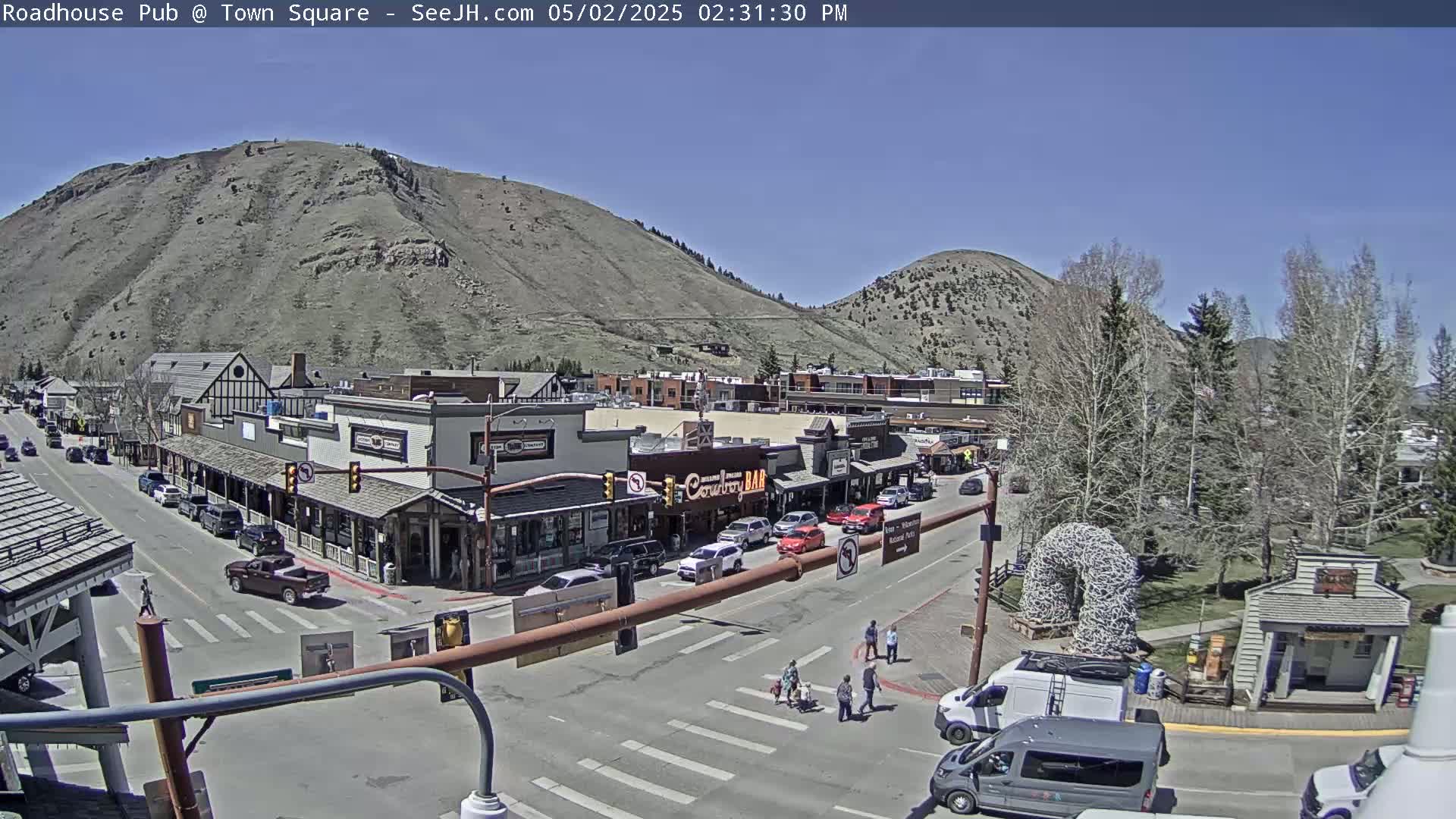 Jackson Hole, Jackson Town Intersection West View Live Cam - Jackson, Teton, Wyoming, USA