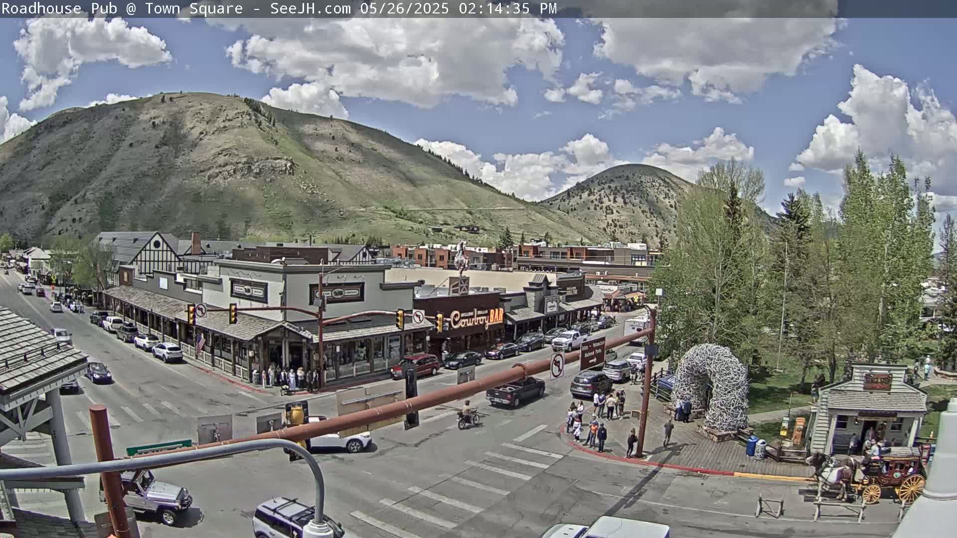 Jackson Hole, Jackson Town Intersection West View Live Cam - Jackson, Teton, Wyoming, USA