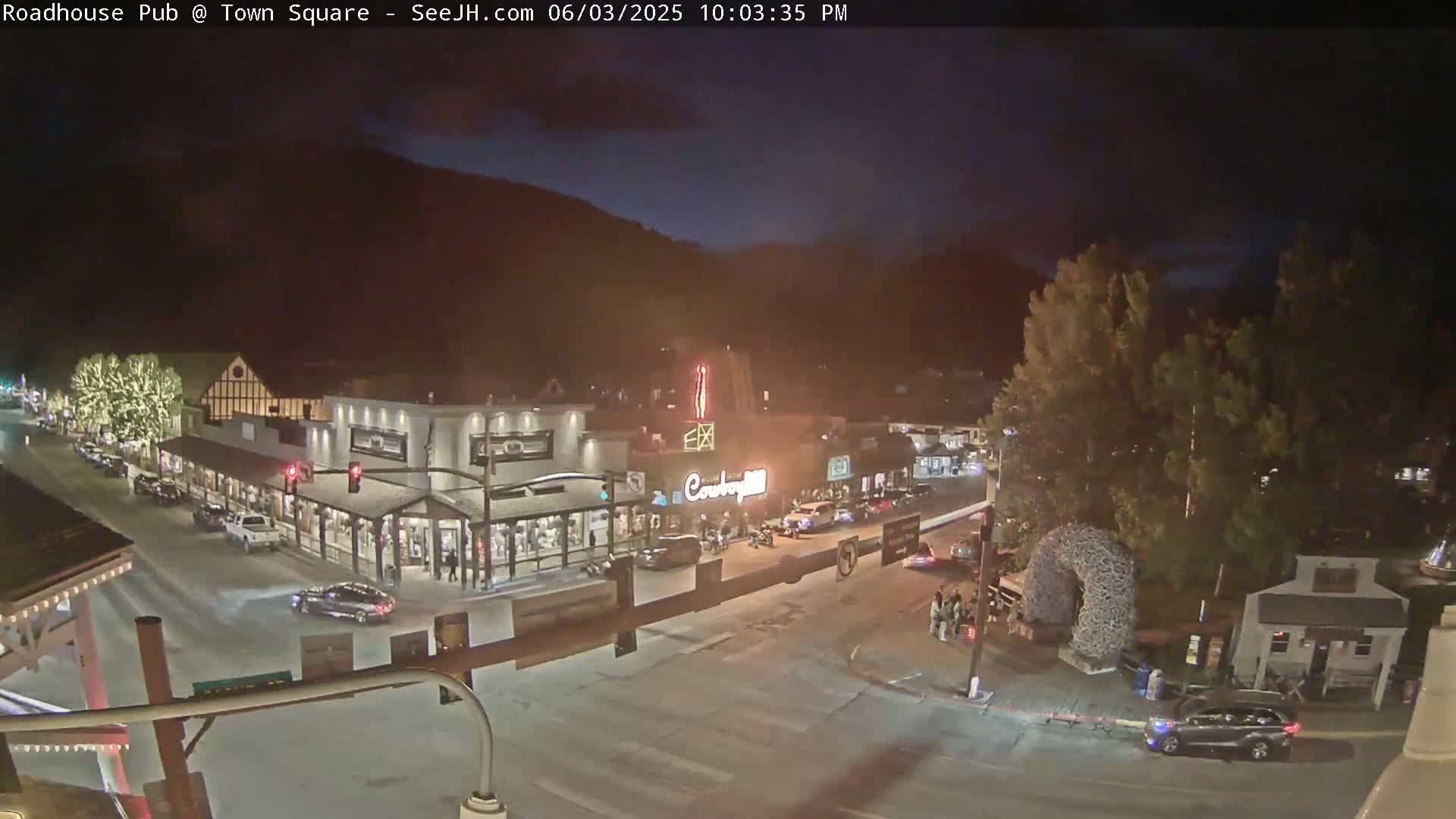 Jackson Hole, Jackson Town Intersection West View Live Cam - Jackson, Teton, Wyoming, USA