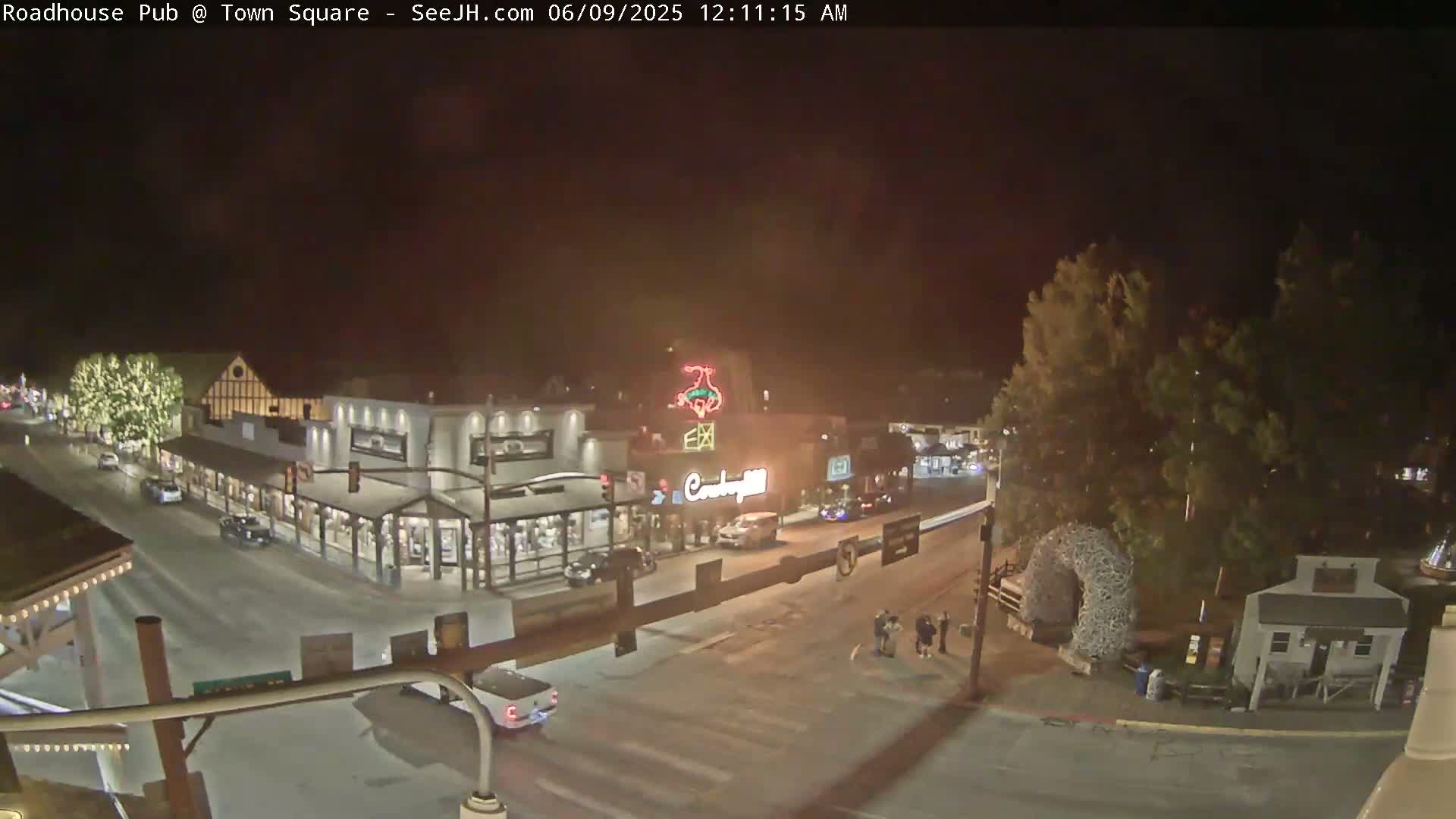 Jackson Hole, Jackson Town Intersection West View Live Cam - Jackson, Teton, Wyoming, USA