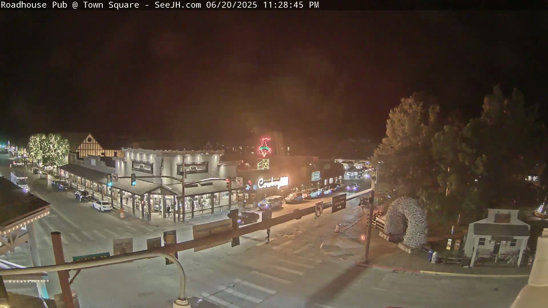 Jackson Hole, Jackson Town Intersection West View Live Cam - Jackson, Teton, Wyoming, USA