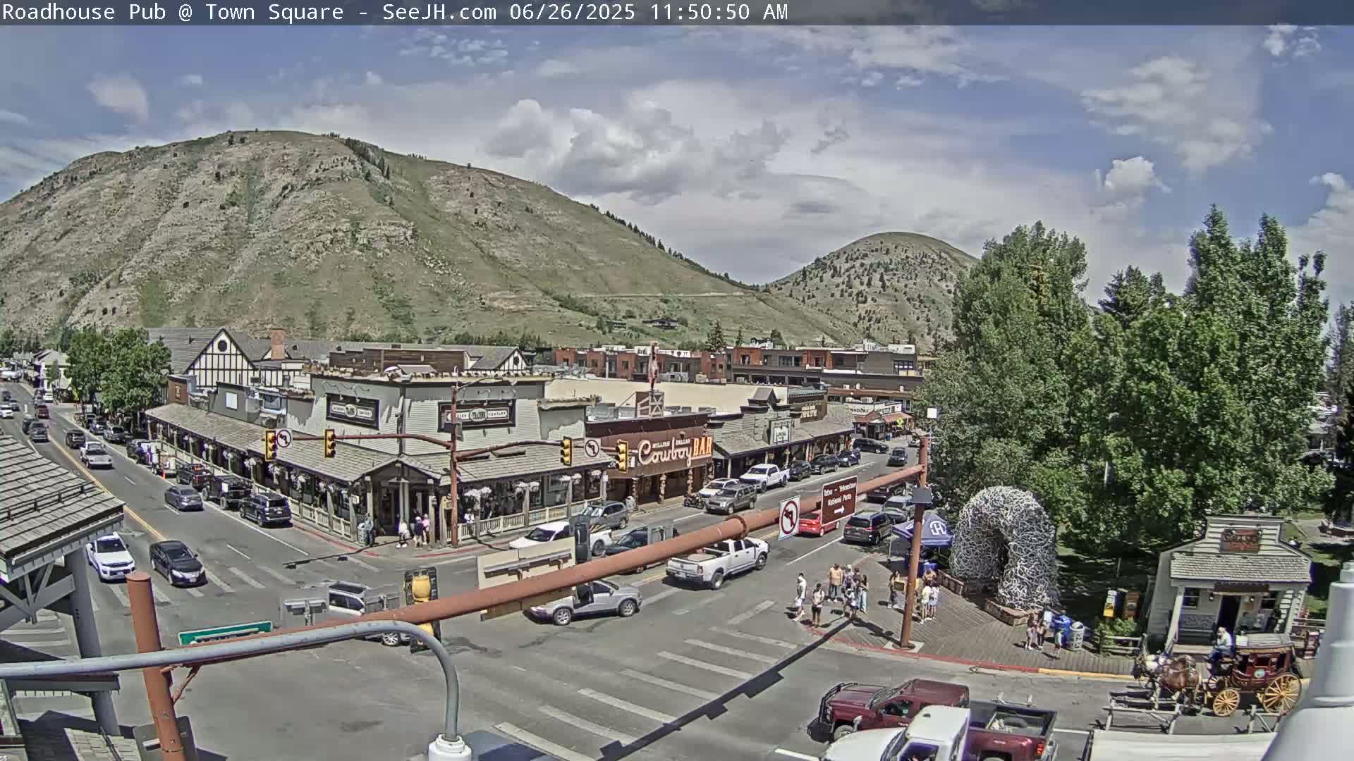 Jackson Hole, Jackson Town Intersection West View Live Cam - Jackson, Teton, Wyoming, USA