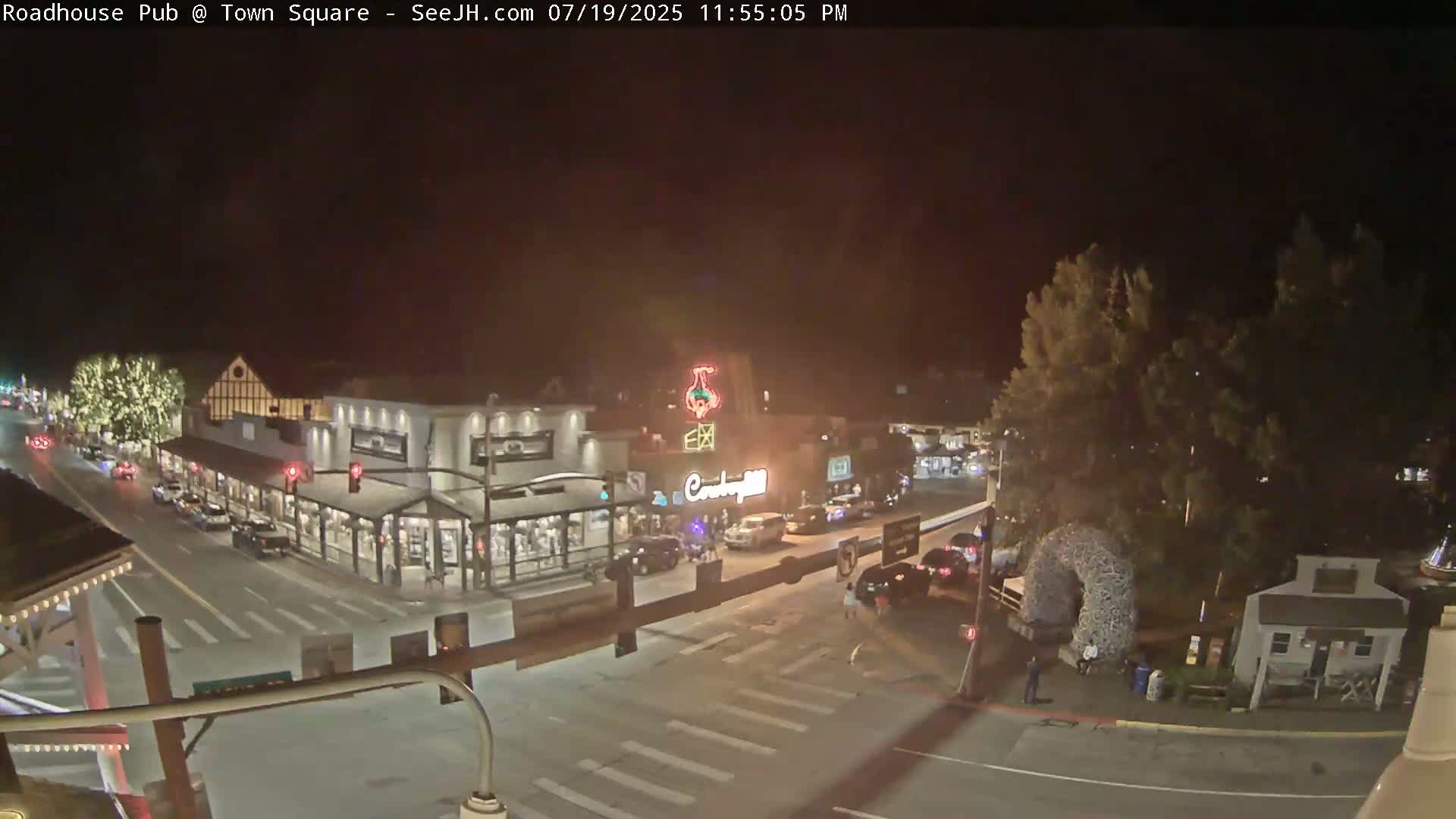 Jackson Hole, Jackson Town Intersection West View Live Cam - Jackson, Teton, Wyoming, USA