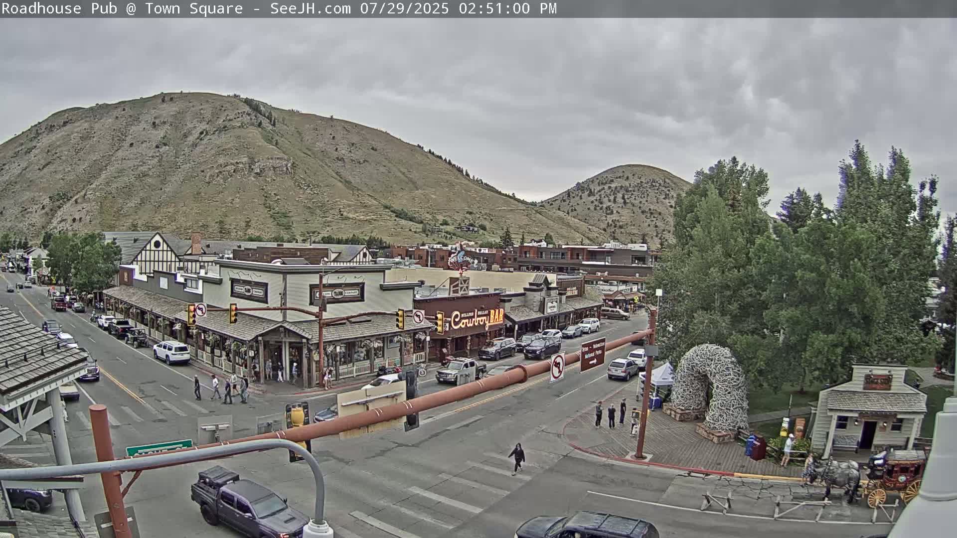 Jackson Hole, Jackson Town Intersection West View Live Cam - Jackson, Teton, Wyoming, USA