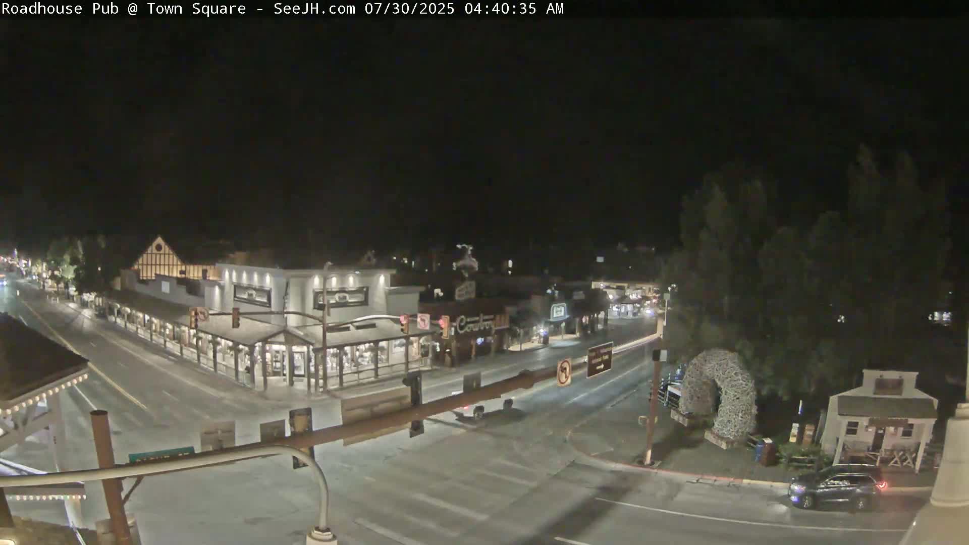 Jackson Hole, Jackson Town Intersection West View Live Cam - Jackson, Teton, Wyoming, USA