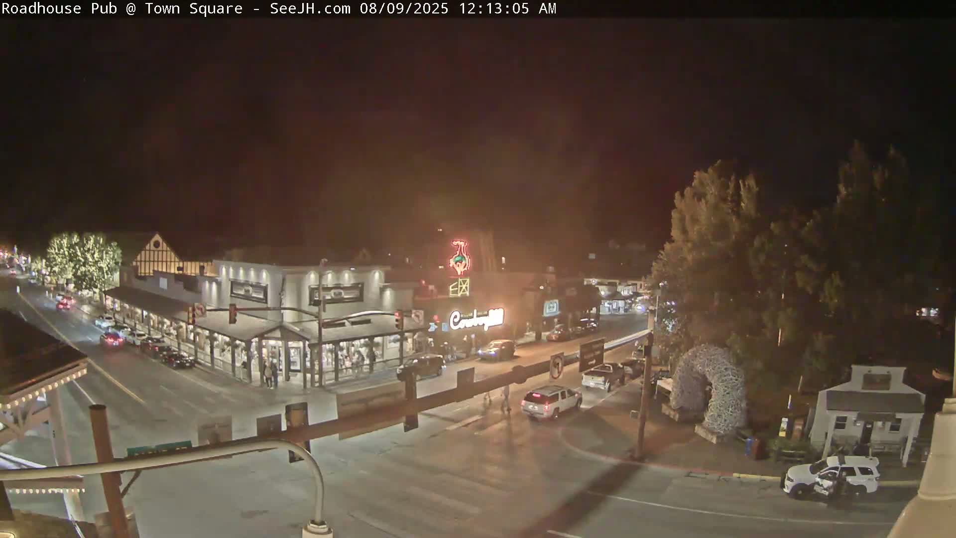 Jackson Hole, Jackson Town Intersection West View Live Cam - Jackson, Teton, Wyoming, USA