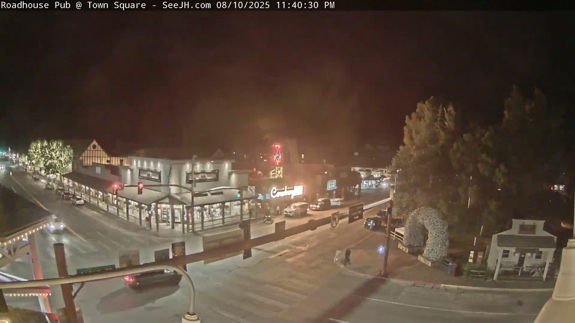 Jackson Hole, Jackson Town Intersection West View Live Cam - Jackson, Teton, Wyoming, USA