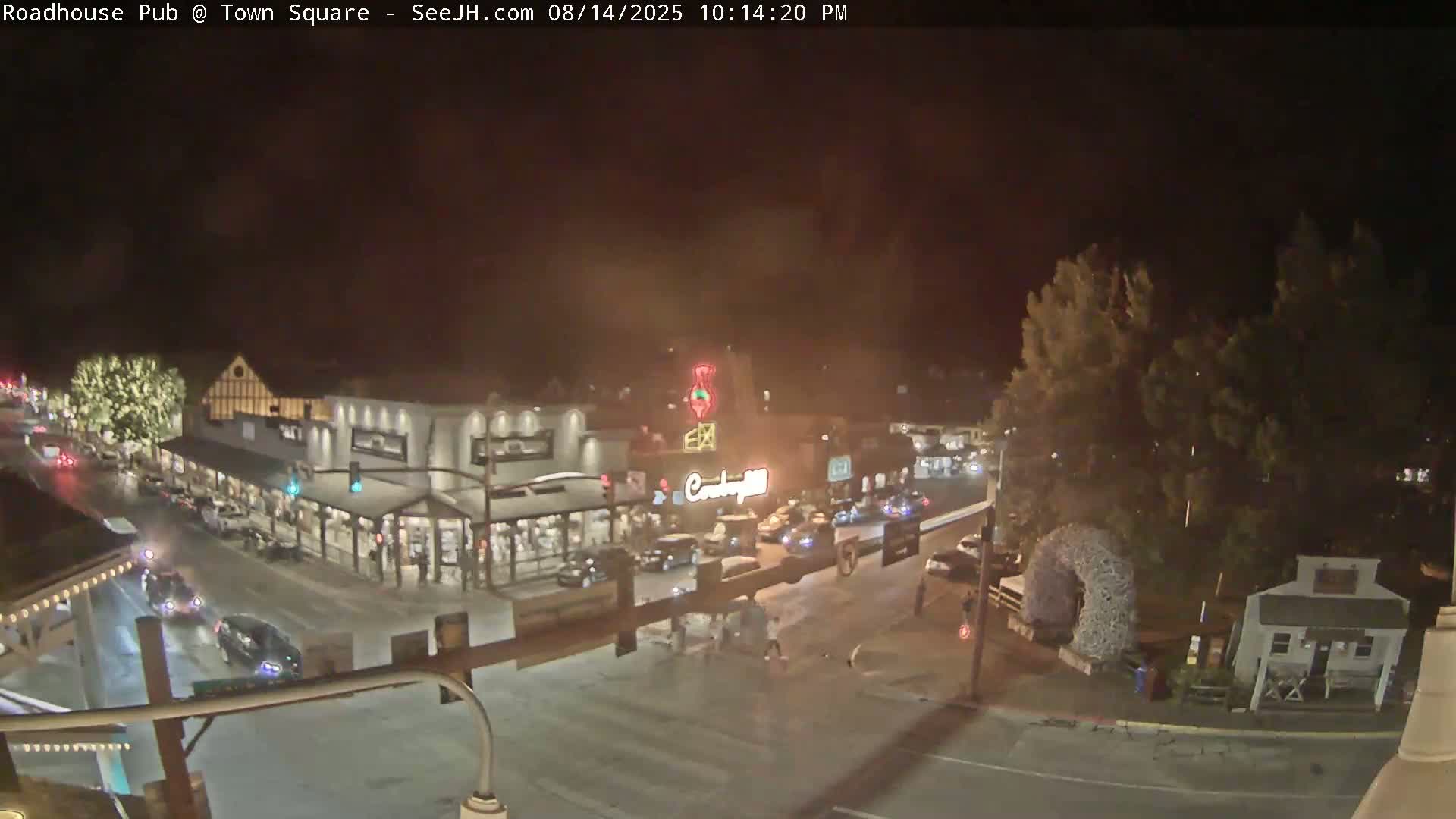 Jackson Hole, Jackson Town Intersection West View Live Cam - Jackson, Teton, Wyoming, USA