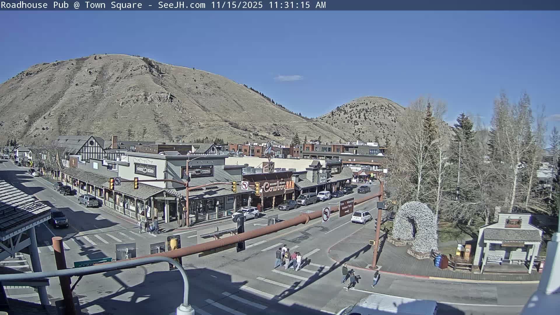 Jackson Hole, Jackson Town Intersection West View Live Cam - Jackson, Teton, Wyoming, USA
