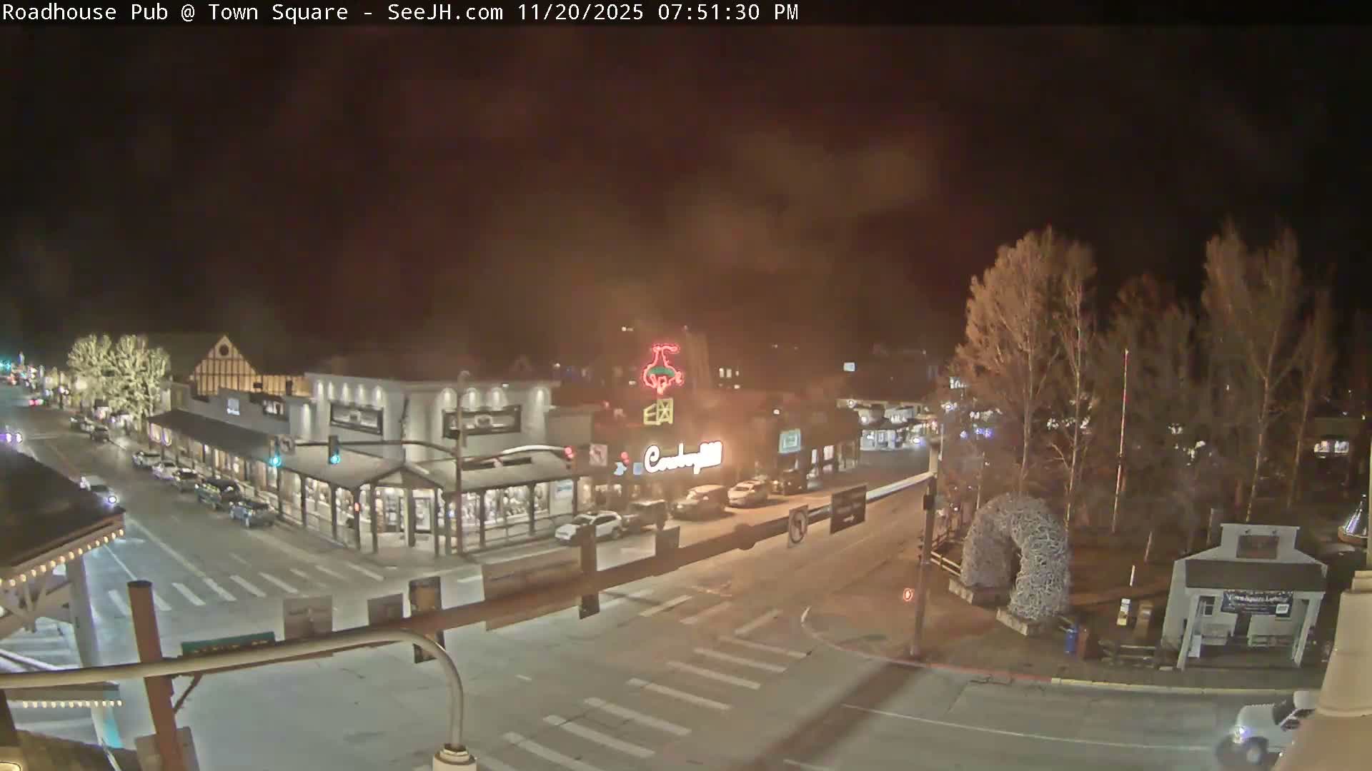 Jackson Hole, Jackson Town Intersection West View Live Cam - Jackson, Teton, Wyoming, USA