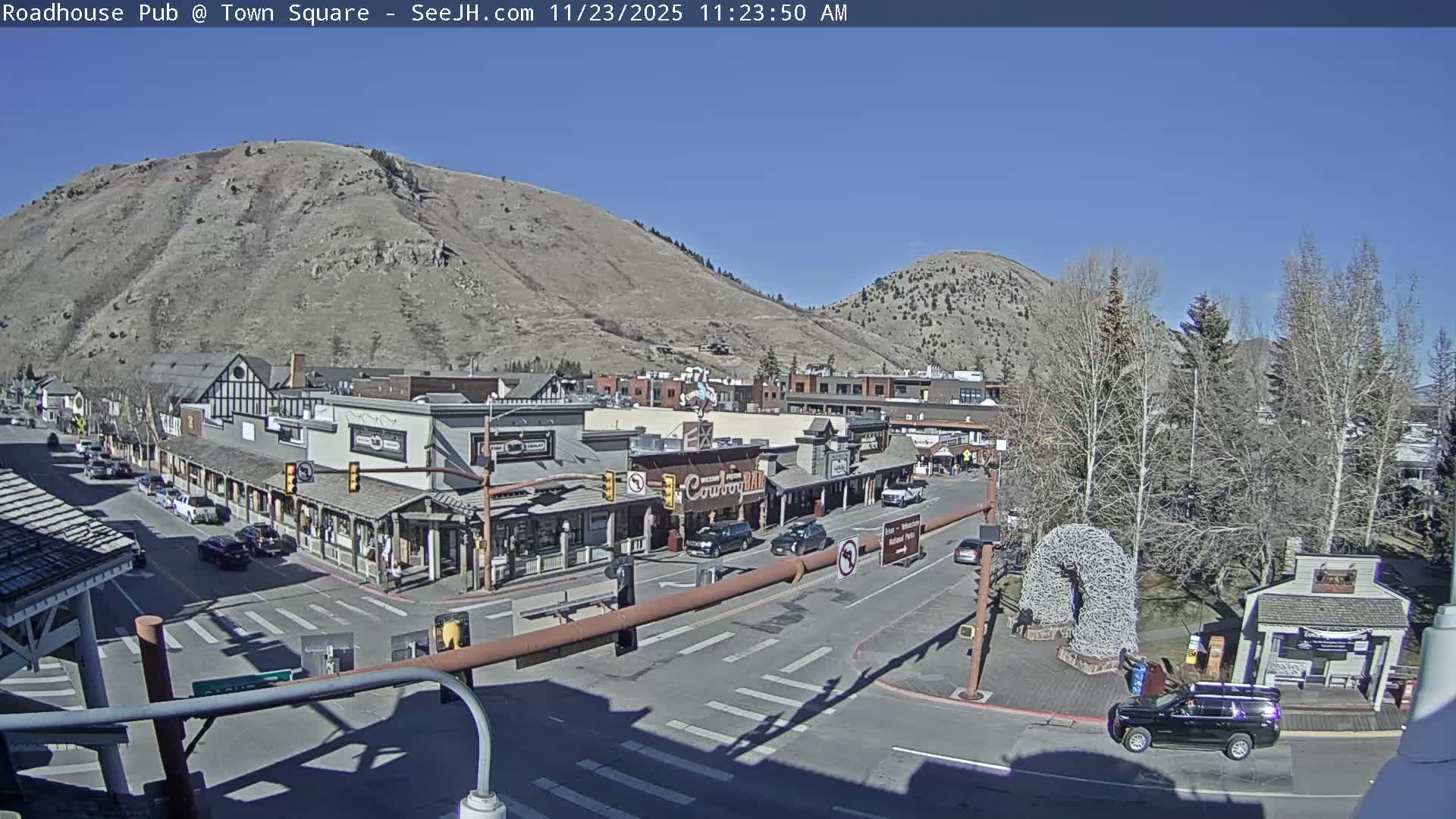 Jackson Hole, Jackson Town Intersection West View Live Cam - Jackson, Teton, Wyoming, USA