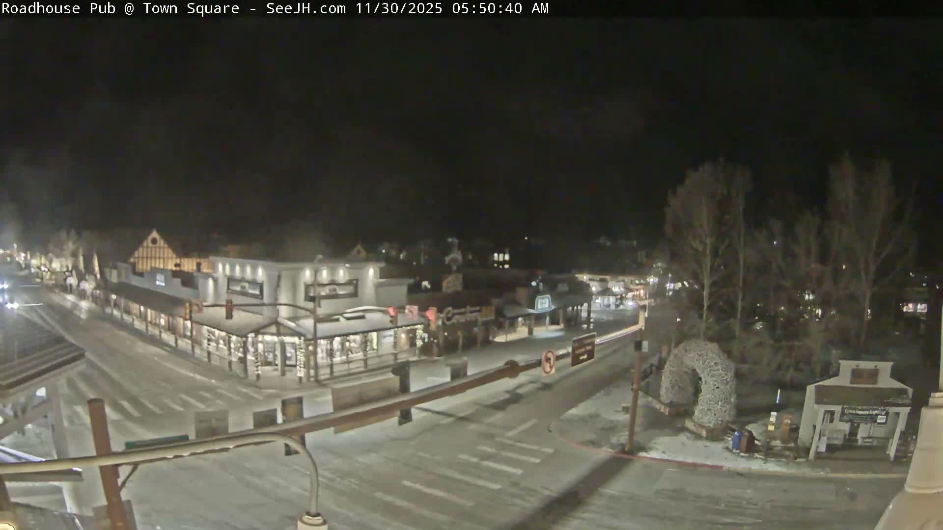 Jackson Hole, Jackson Town Intersection West View Live Cam - Jackson, Teton, Wyoming, USA
