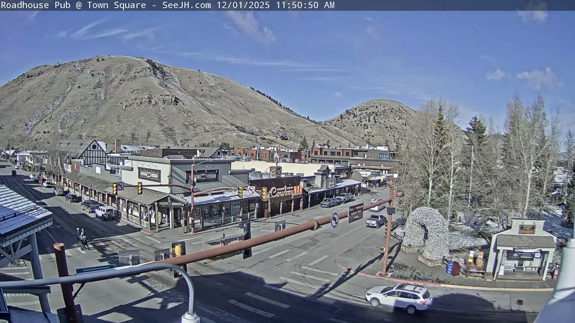 Jackson Hole, Jackson Town Intersection West View Live Cam - Jackson, Teton, Wyoming, USA