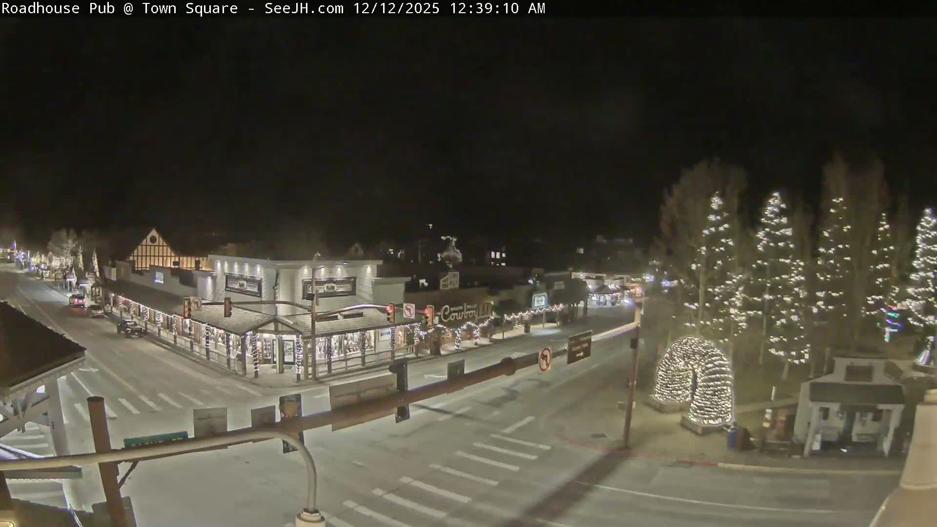 Jackson Hole, Jackson Town Intersection West View Live Cam - Jackson, Teton, Wyoming, USA