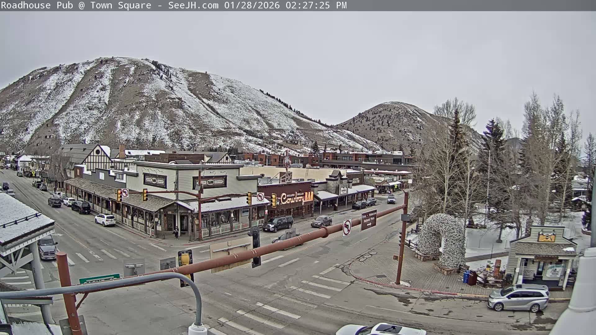 Jackson Hole, Jackson Town Intersection West View Live Cam - Jackson, Teton, Wyoming, USA