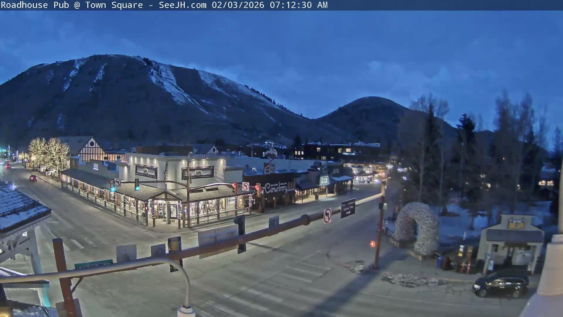 Jackson Hole, Jackson Town Intersection West View Live Cam - Jackson, Teton, Wyoming, USA