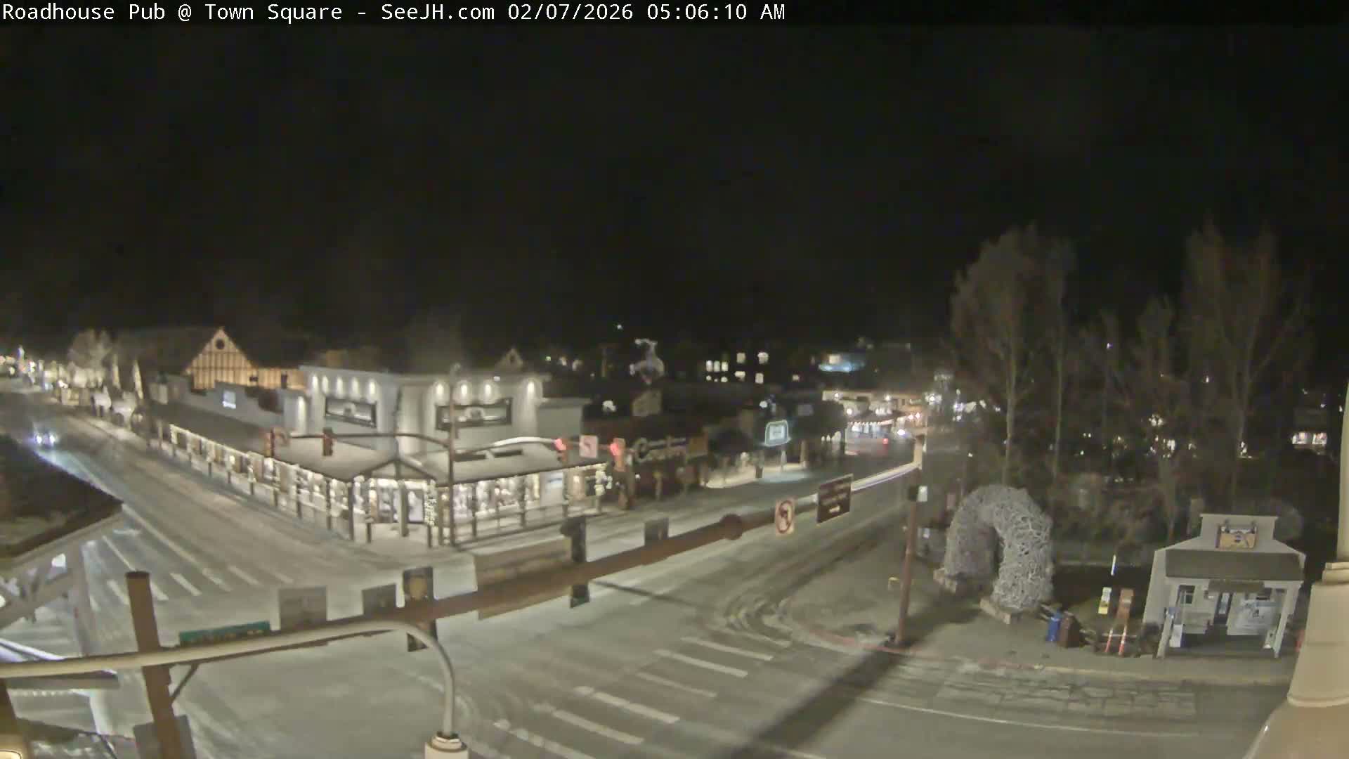 Jackson Hole, Jackson Town Intersection West View Live Cam - Jackson, Teton, Wyoming, USA