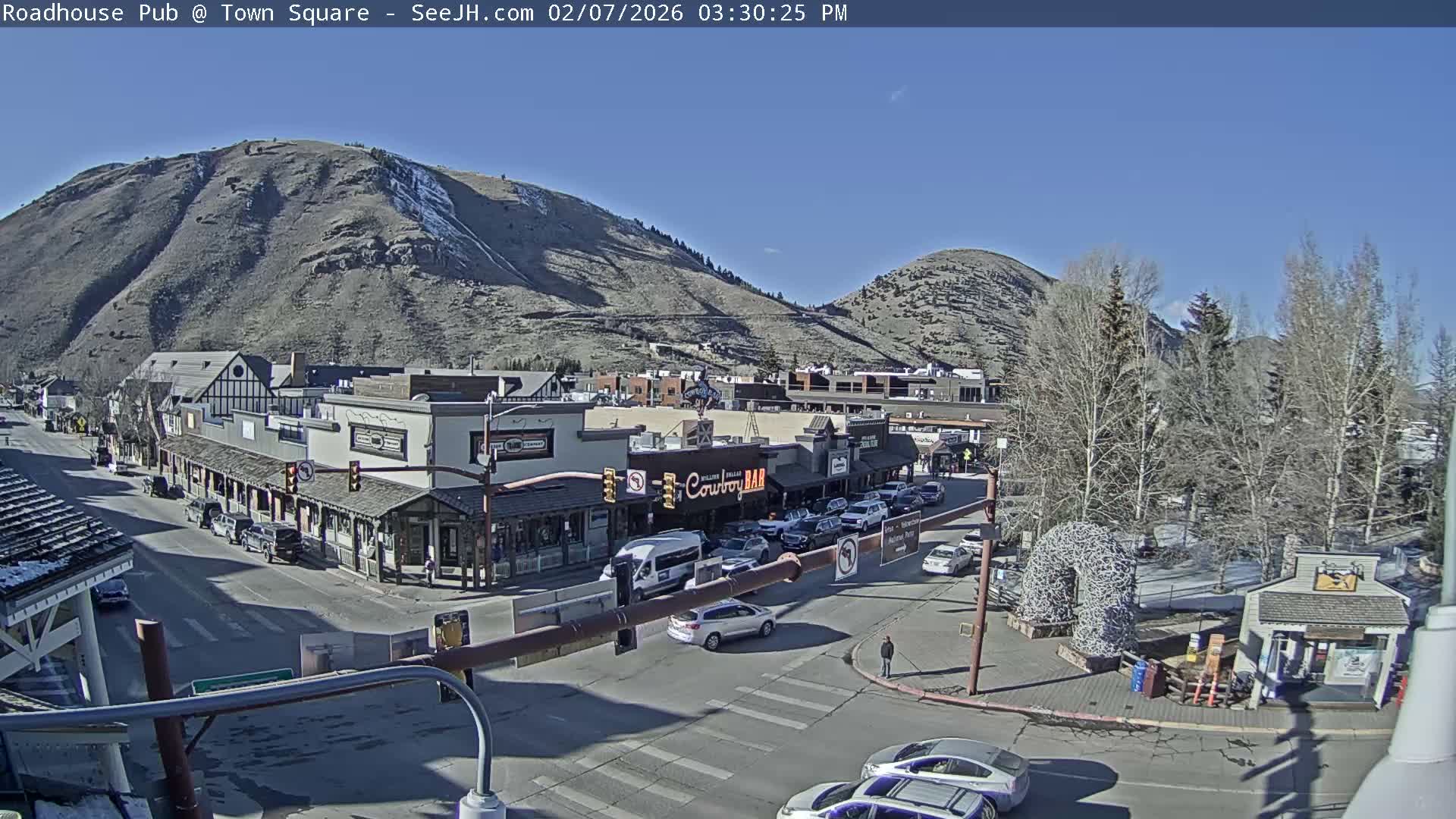 Jackson Hole, Jackson Town Intersection West View Live Cam - Jackson, Teton, Wyoming, USA
