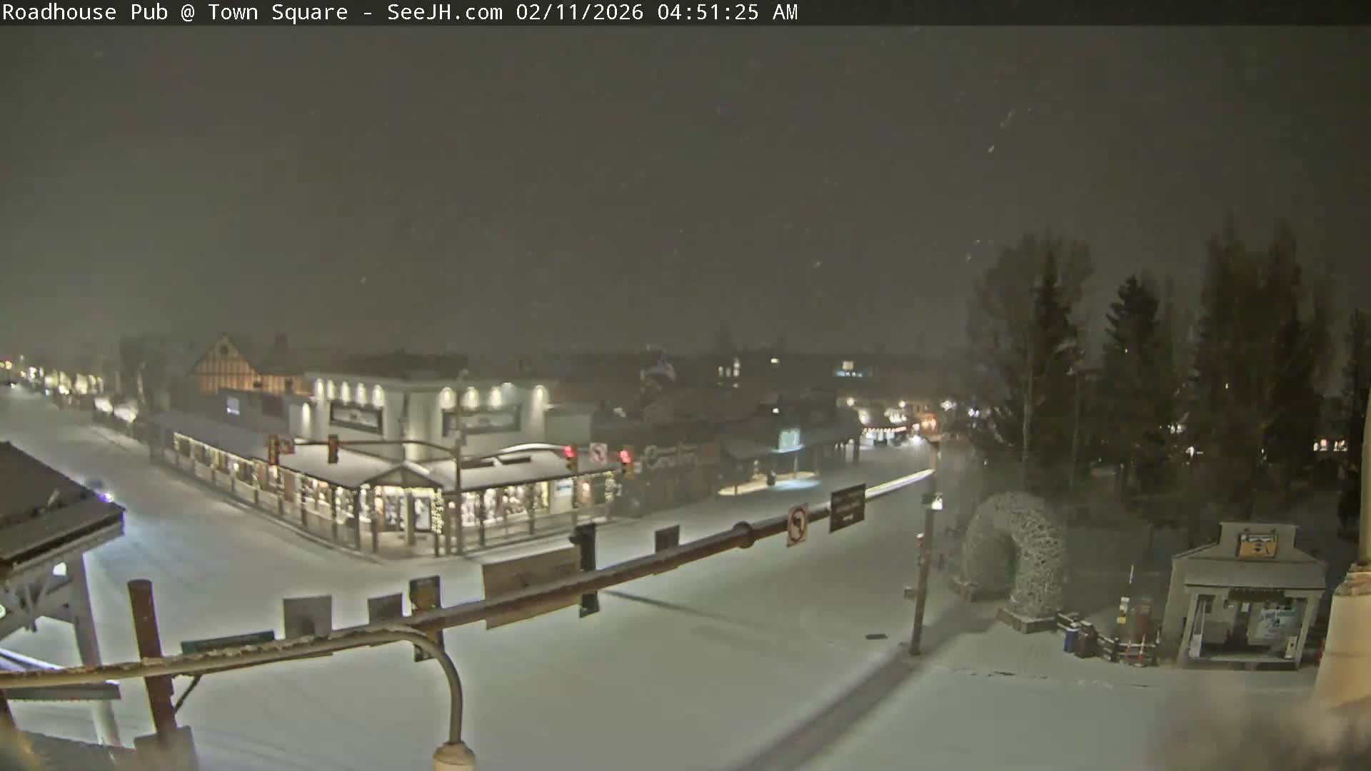 Jackson Hole, Jackson Town Intersection West View Live Cam - Jackson, Teton, Wyoming, USA