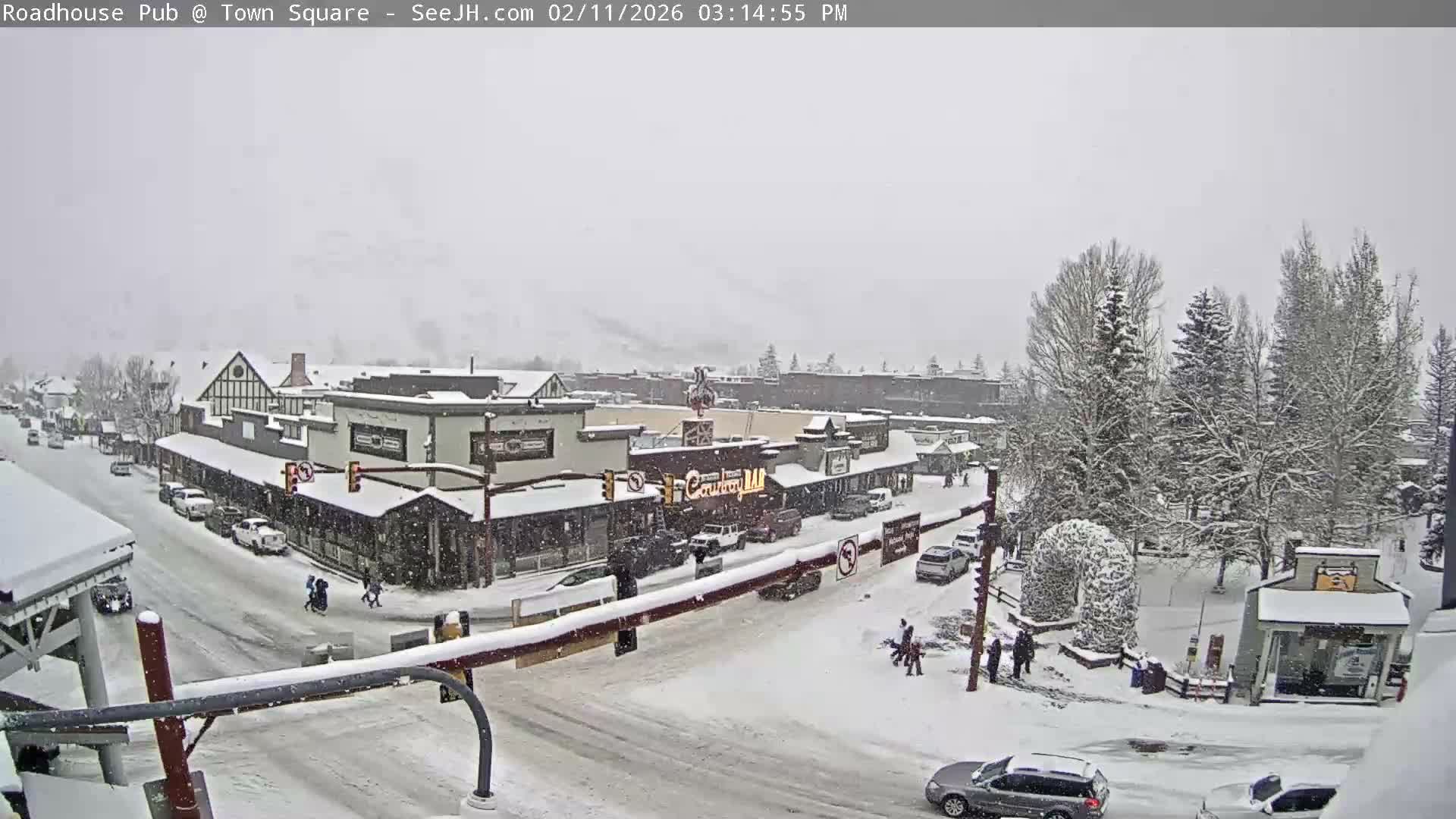 Jackson Hole, Jackson Town Intersection West View Live Cam - Jackson, Teton, Wyoming, USA