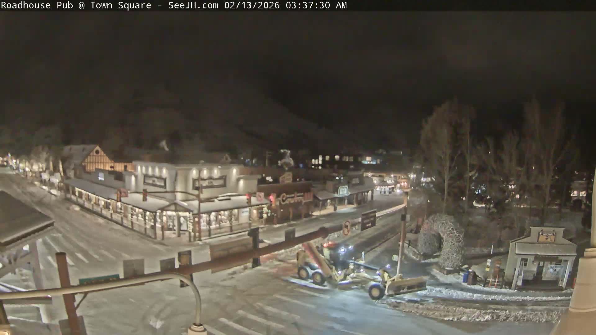 Jackson Hole, Jackson Town Intersection West View Live Cam - Jackson, Teton, Wyoming, USA