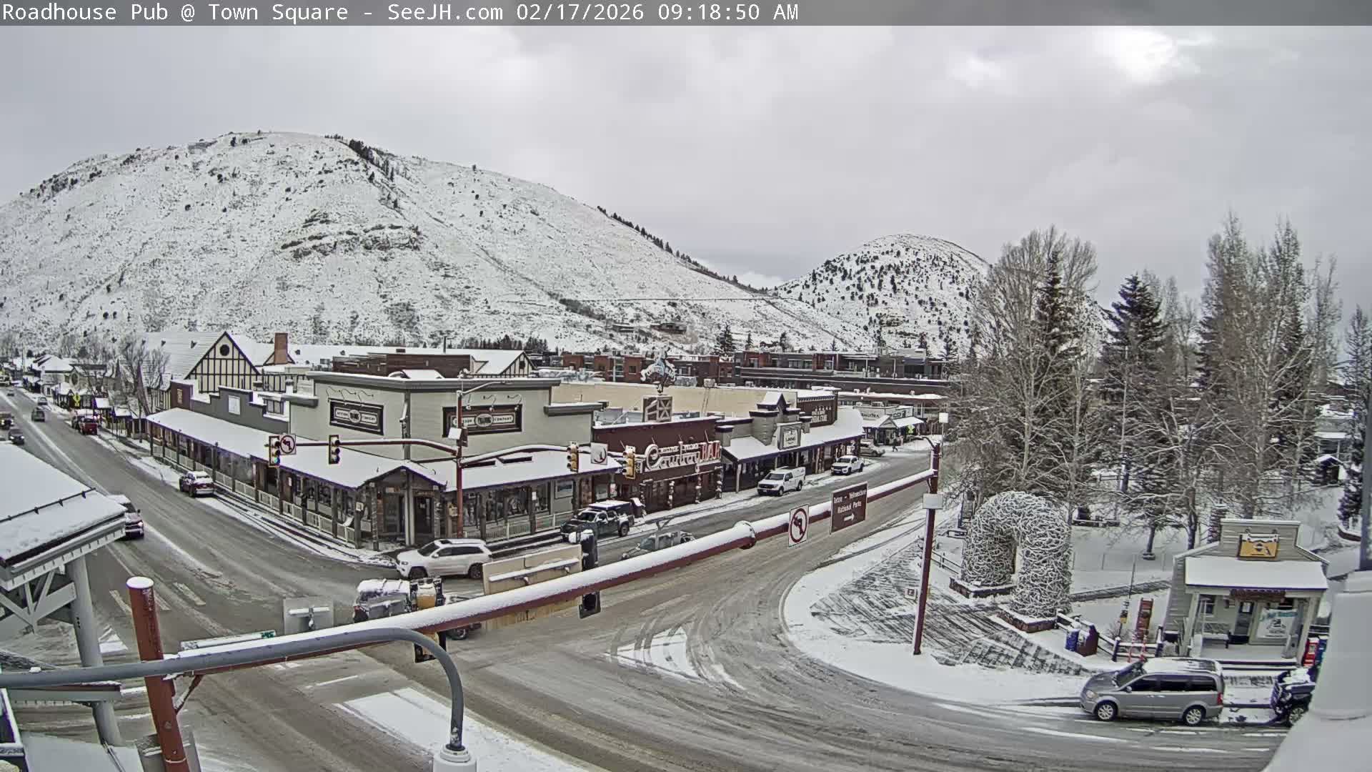 Jackson Hole, Jackson Town Intersection West View Live Cam - Jackson, Teton, Wyoming, USA
