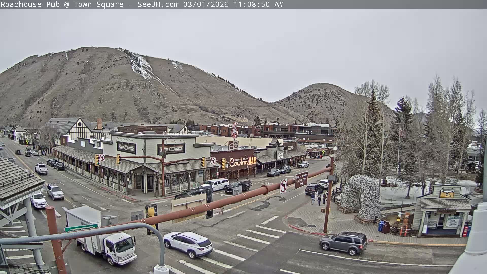 Jackson Hole, Jackson Town Intersection West View Live Cam - Jackson, Teton, Wyoming, USA