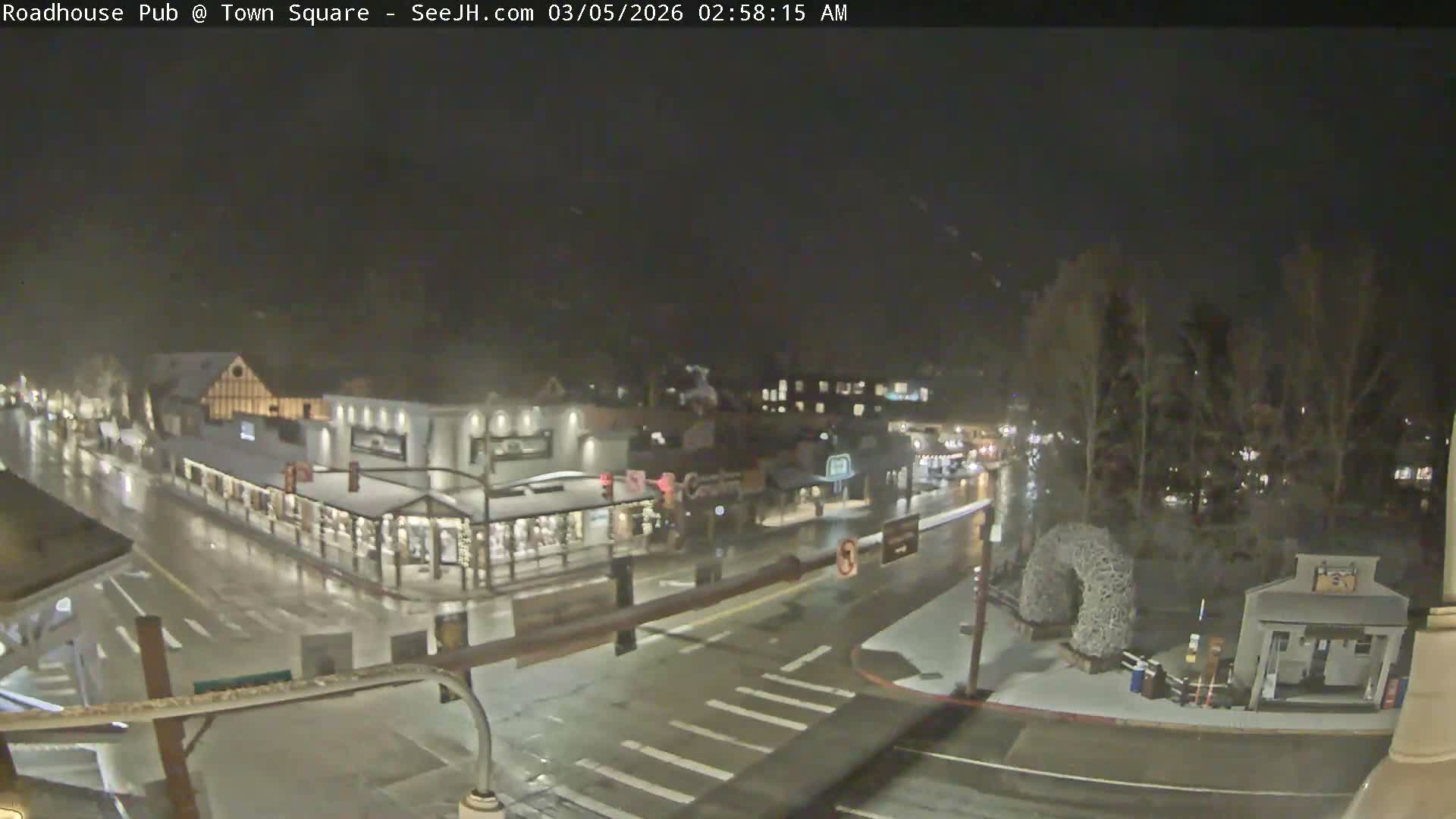 Jackson Hole, Jackson Town Intersection West View Live Cam - Jackson, Teton, Wyoming, USA
