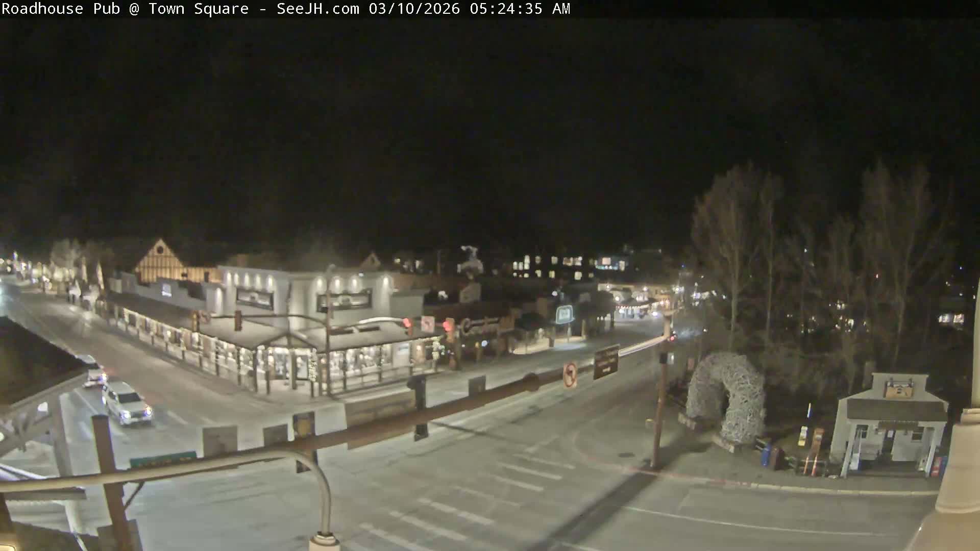 Jackson Hole, Jackson Town Intersection West View Live Cam - Jackson, Teton, Wyoming, USA