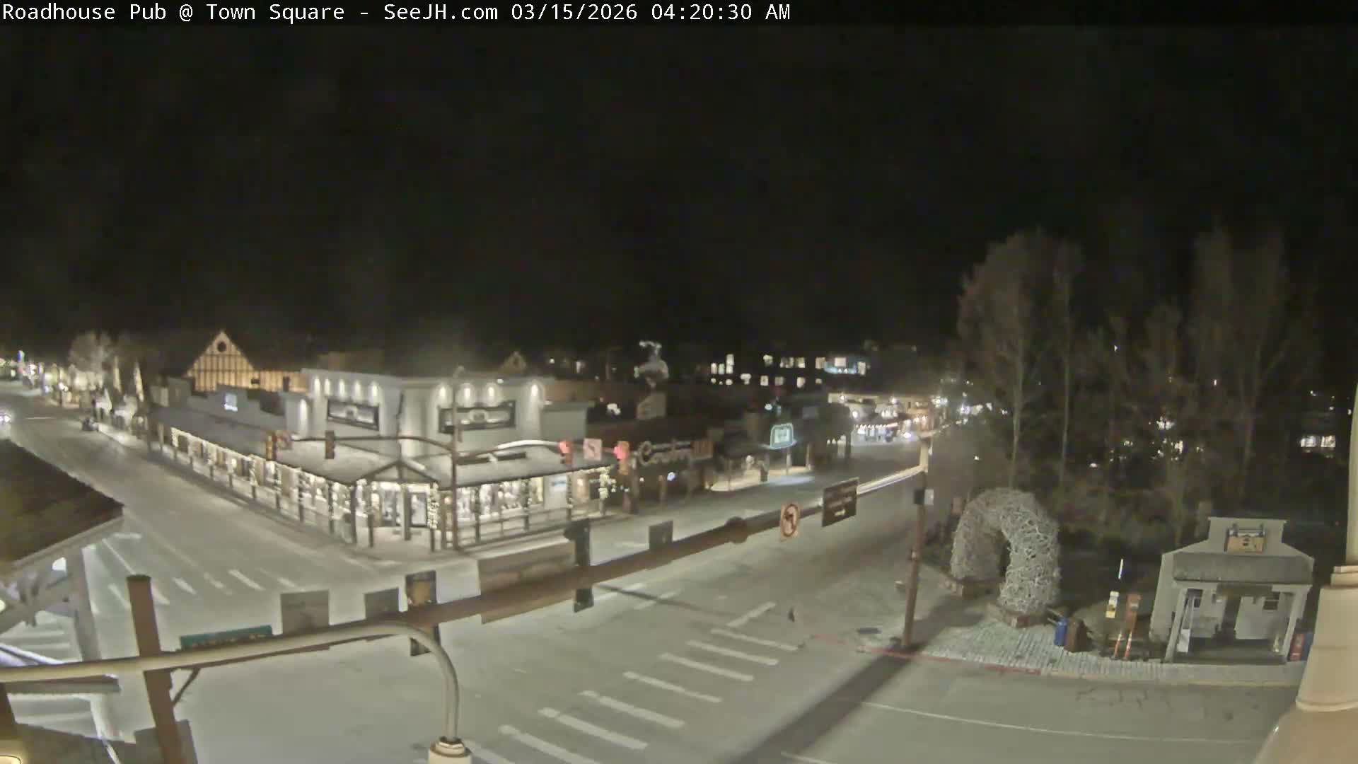 Jackson Hole, Jackson Town Intersection West View Live Cam - Jackson, Teton, Wyoming, USA