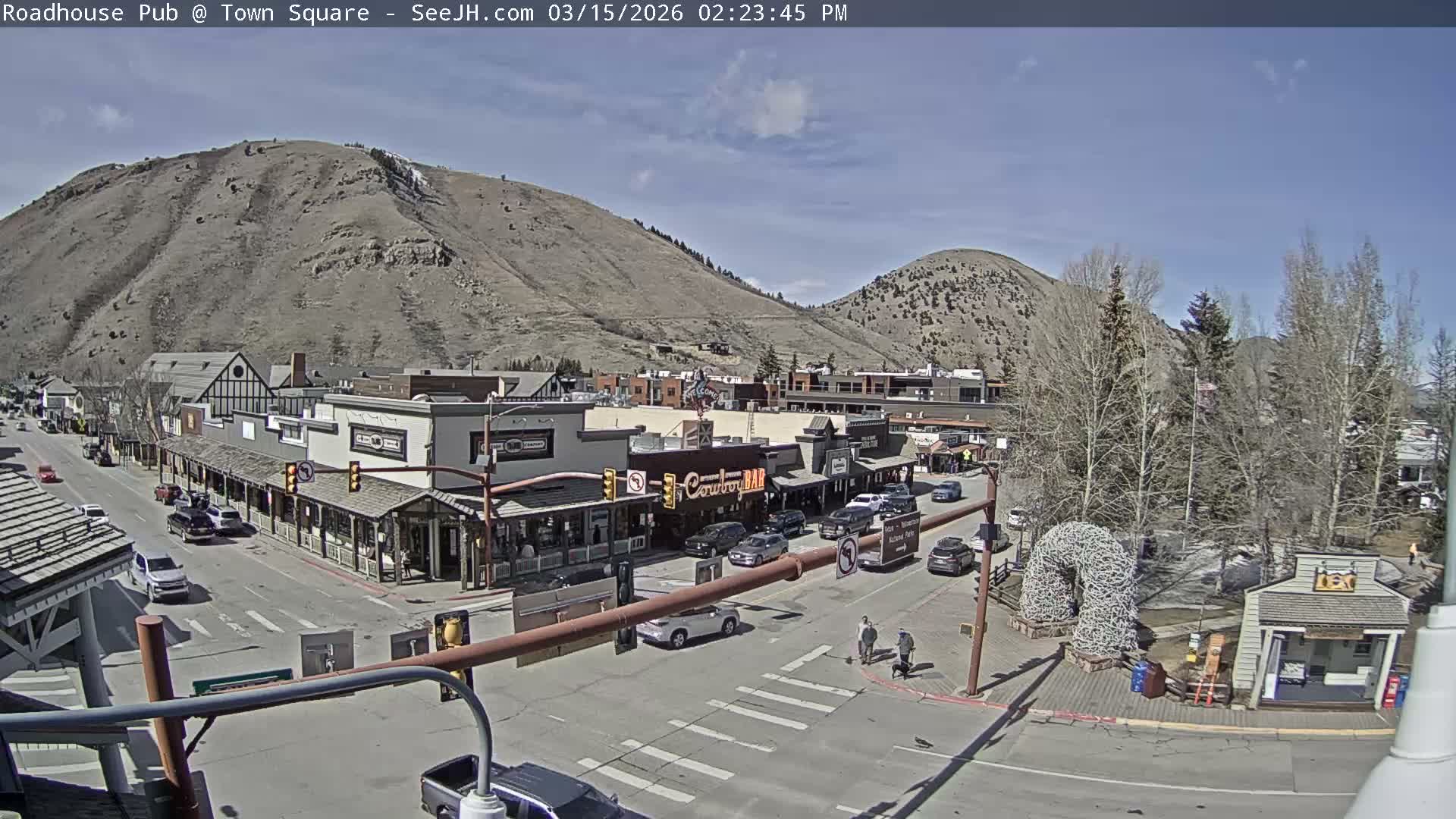Jackson Hole, Jackson Town Intersection West View Live Cam - Jackson, Teton, Wyoming, USA